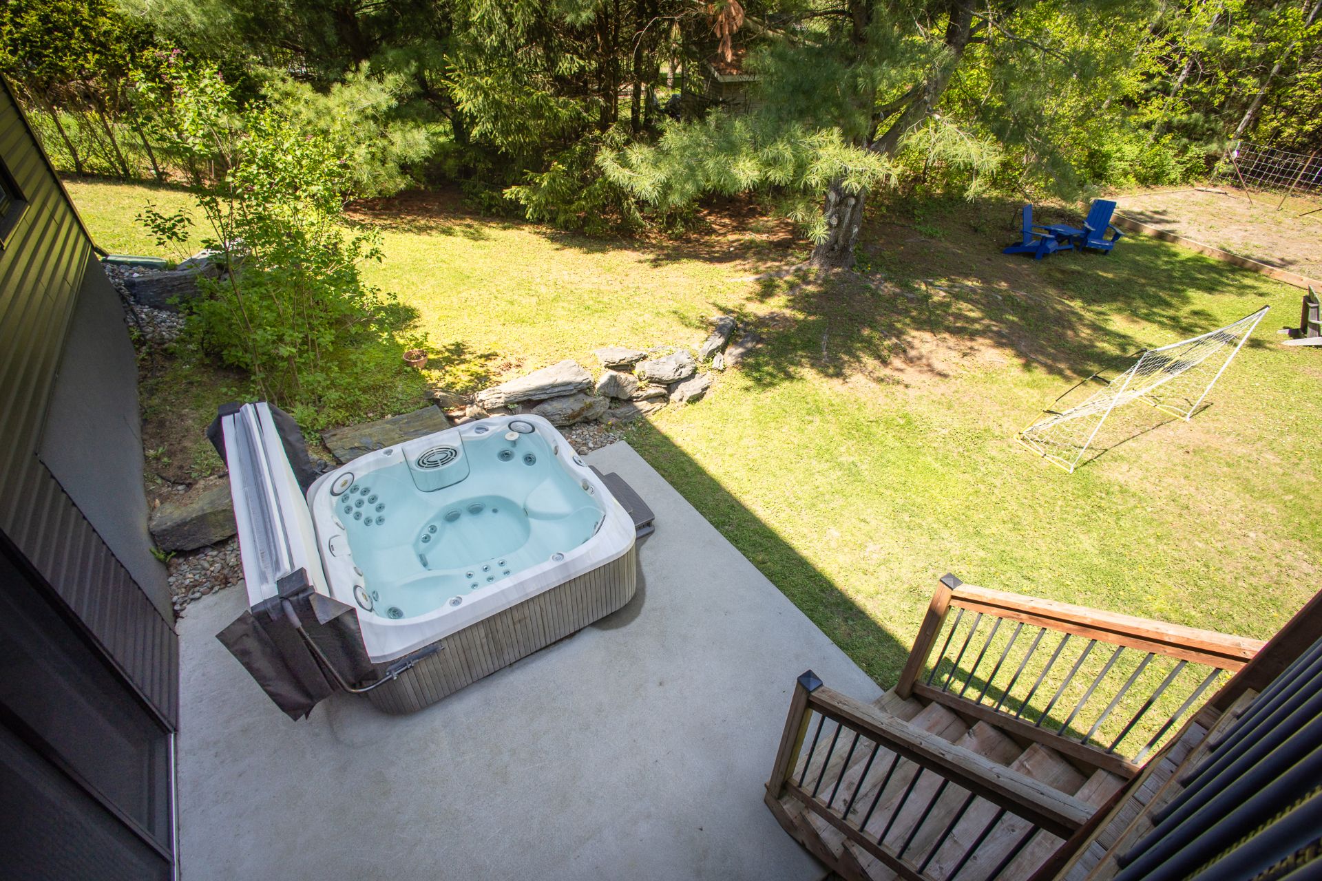 Hot tub