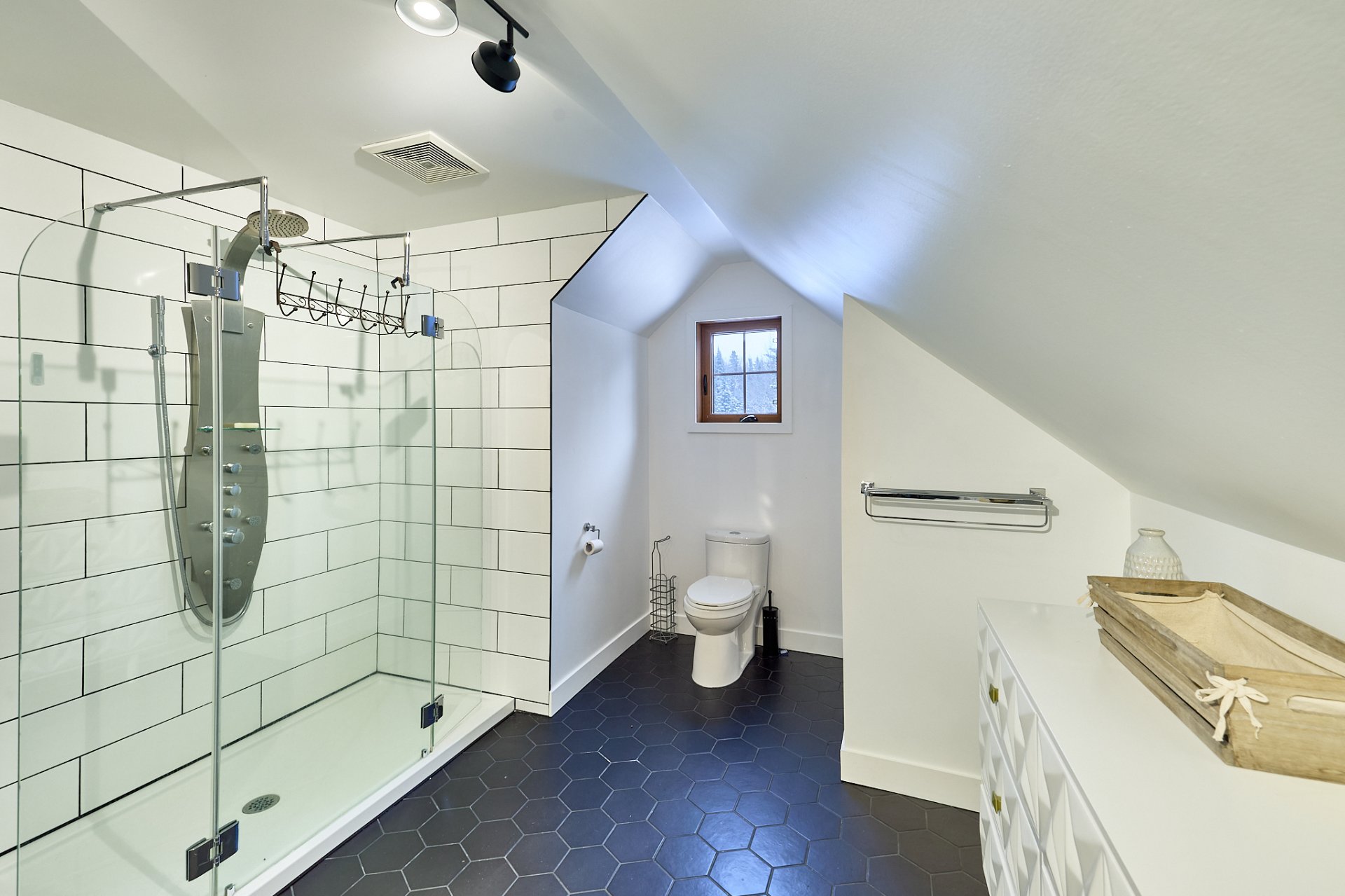 Salle de bains attenante à la CCP