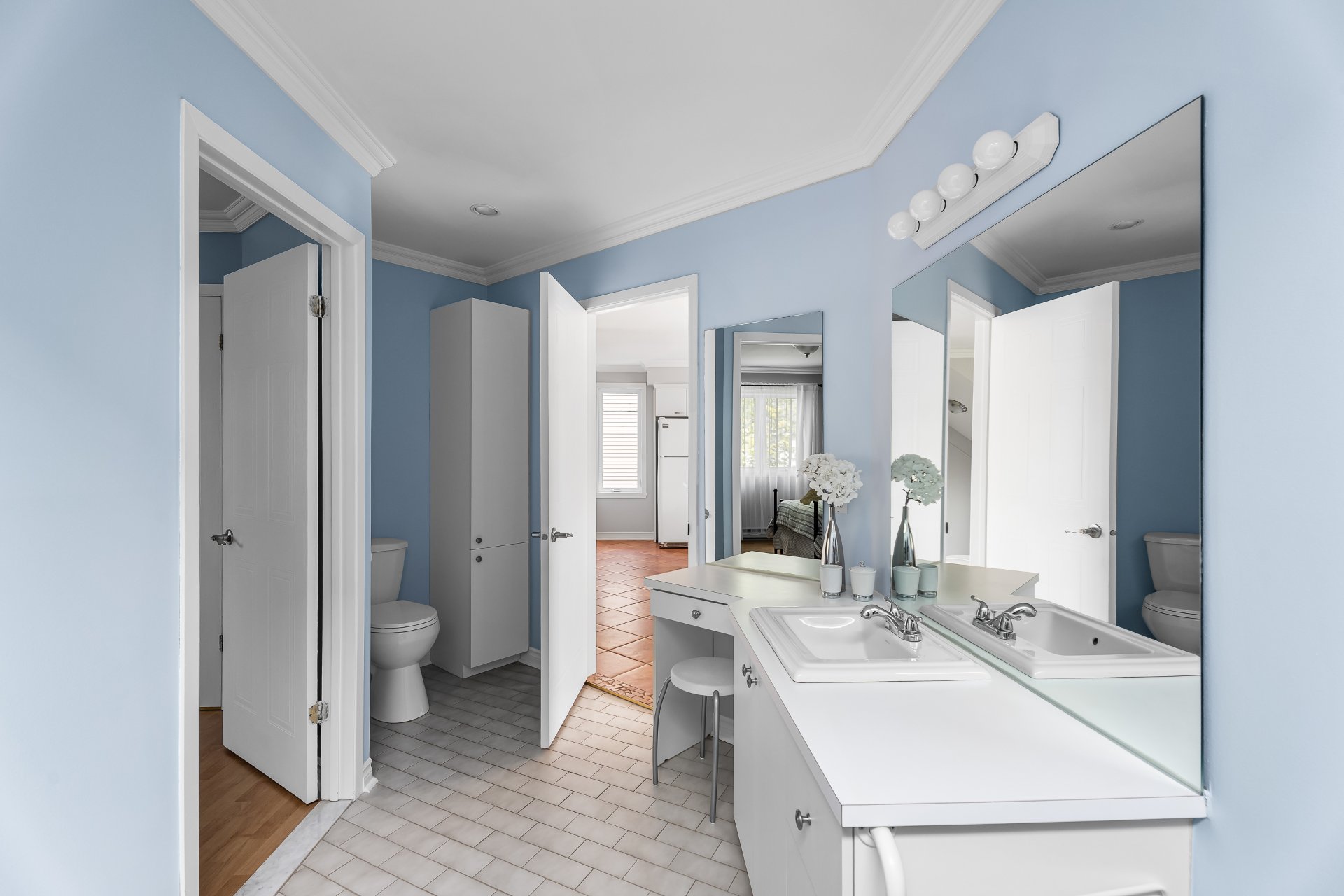 Photo - Bathroom
