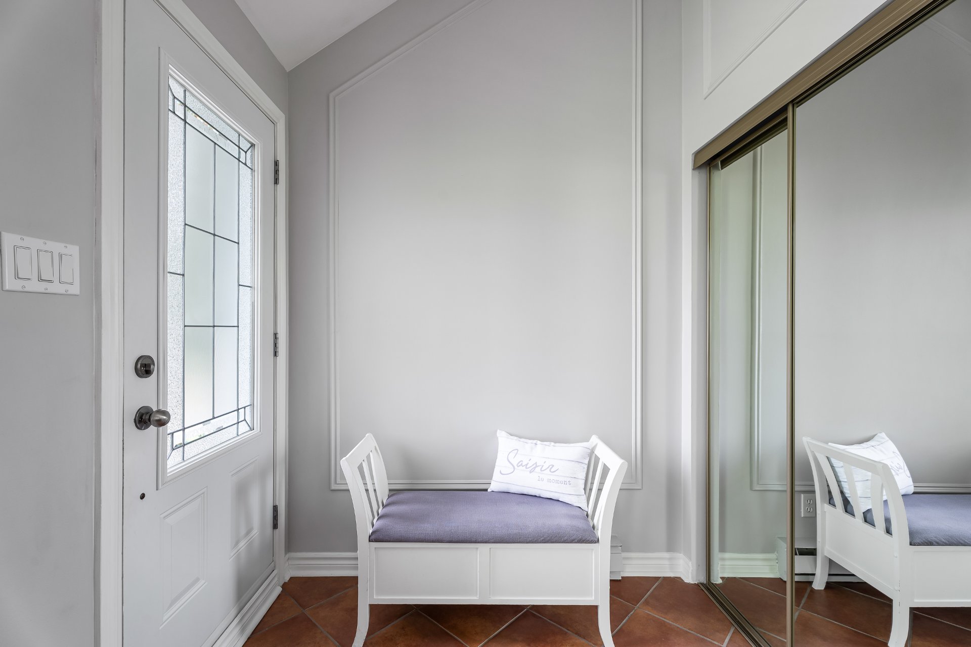 Photo - Hallway