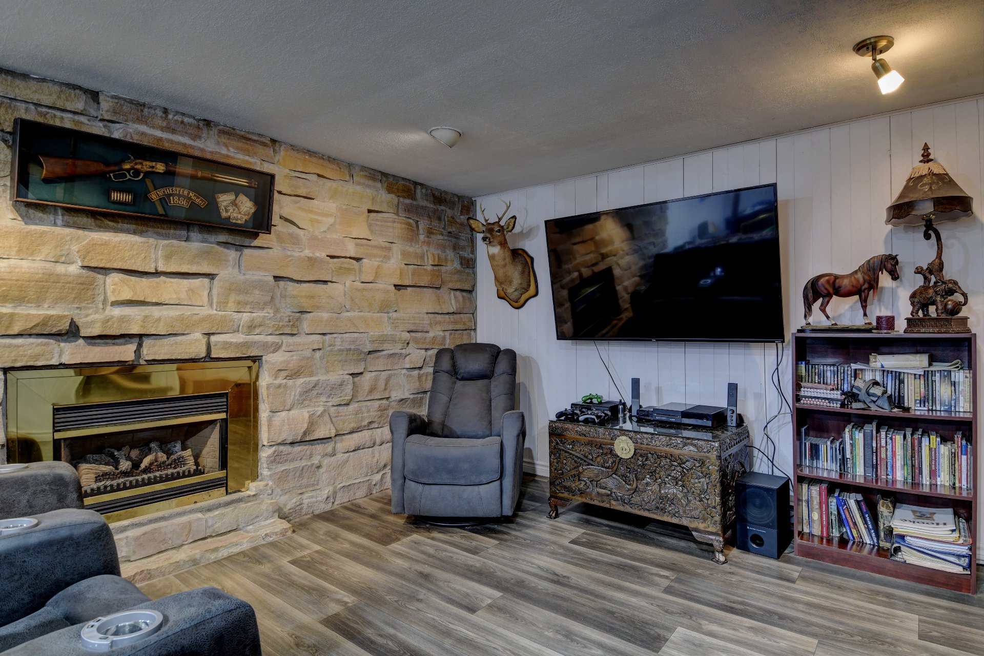 Photo - Salon