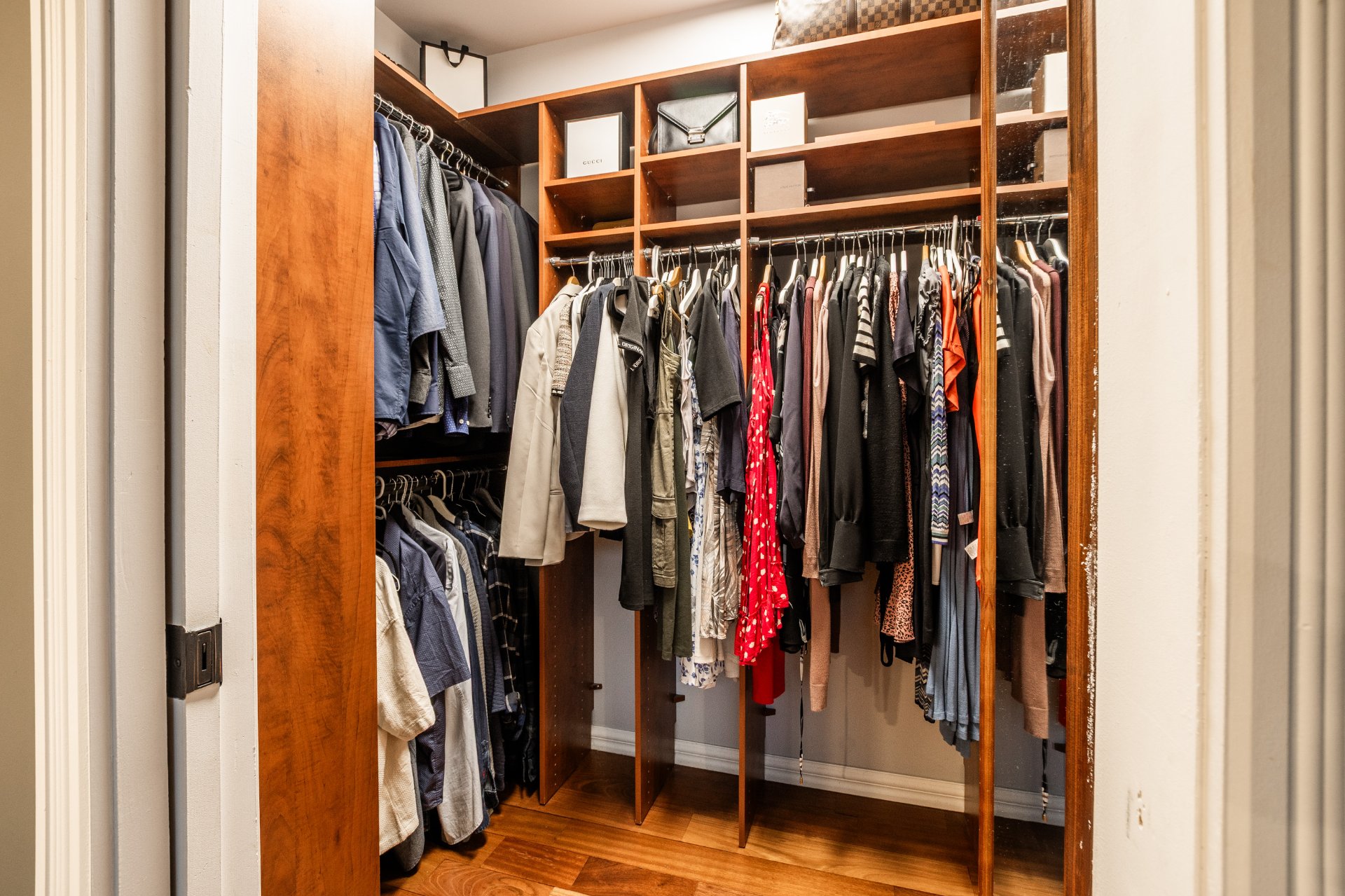 Photo - Penderie (Walk-in)