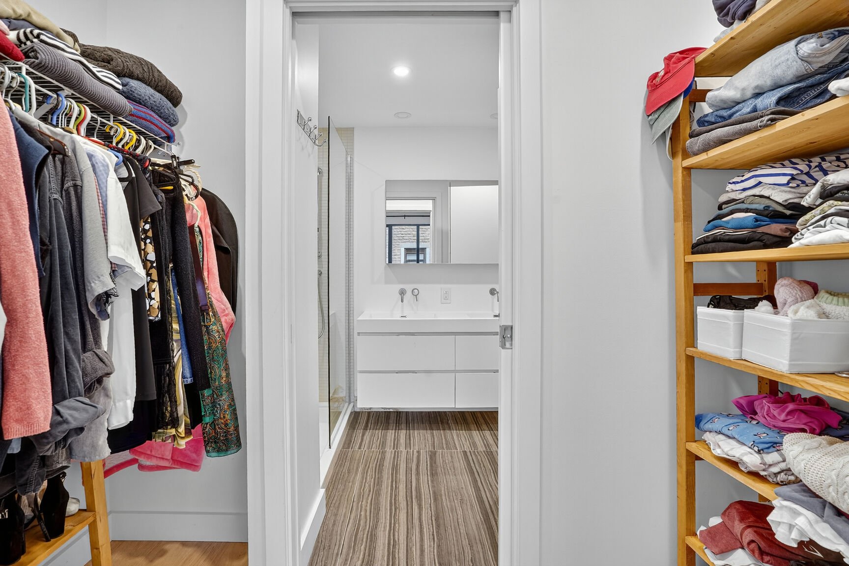 Photo - Penderie (Walk-in)