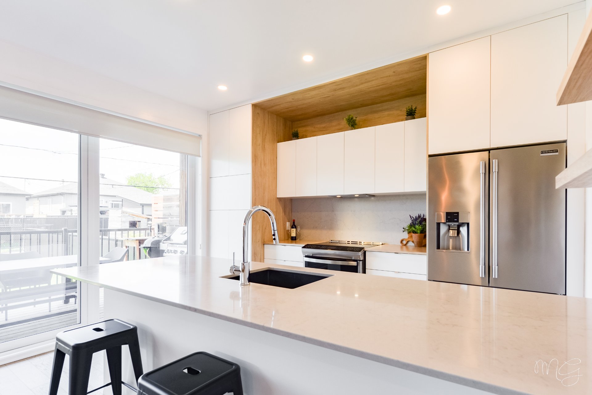 Photo - Kitchen