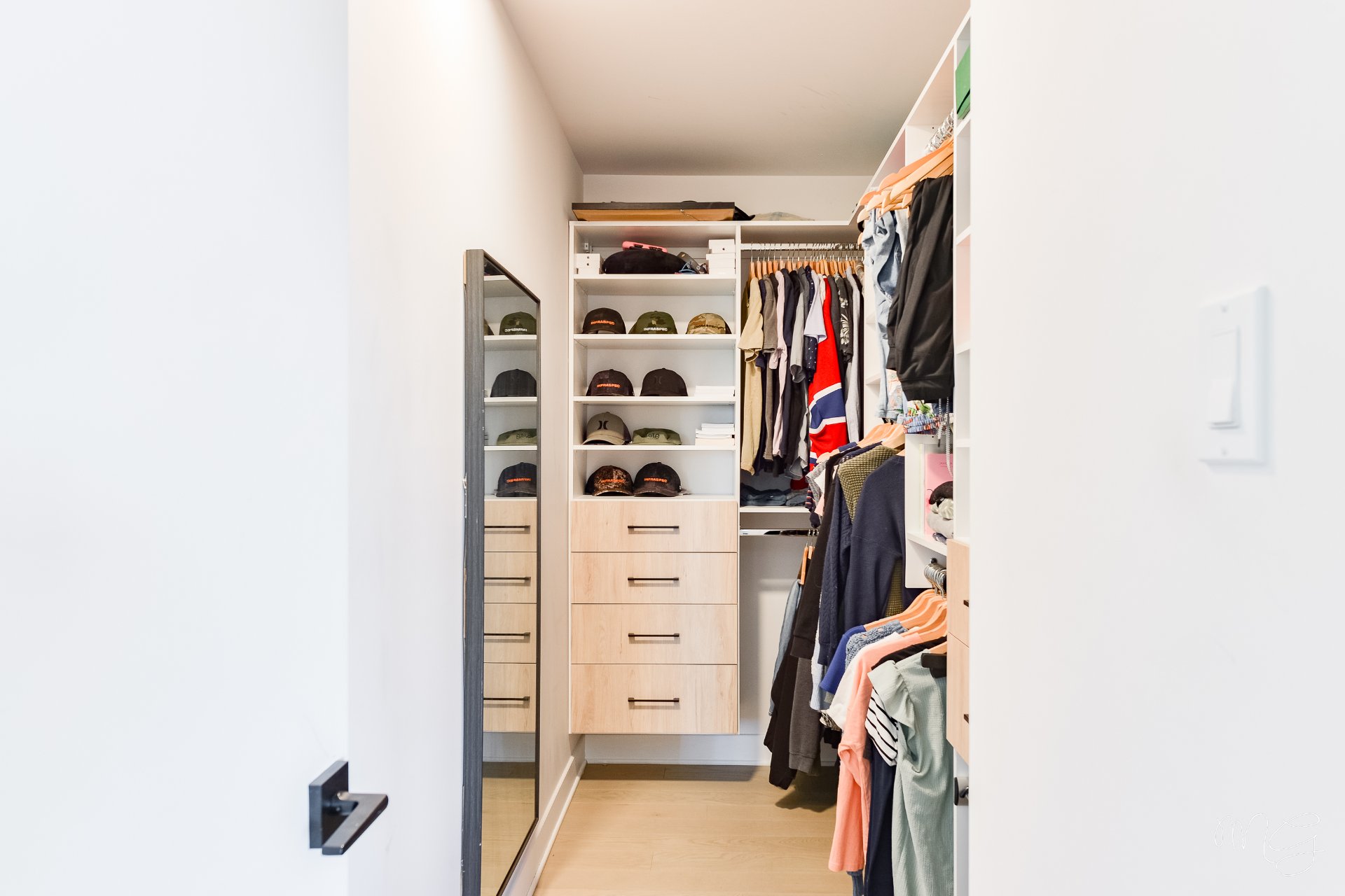 Photo - Walk-in closet