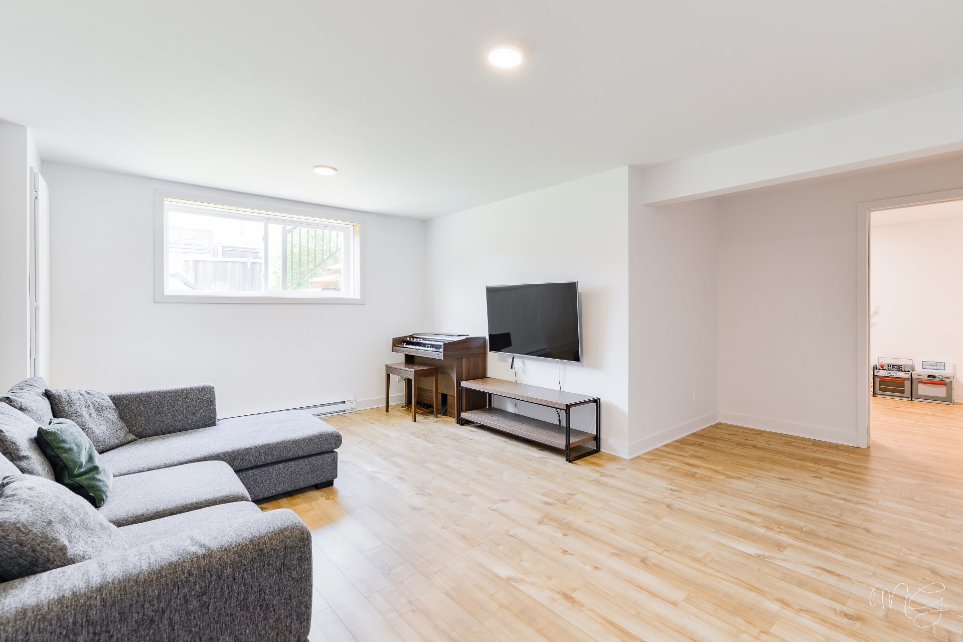 Photo - Family room