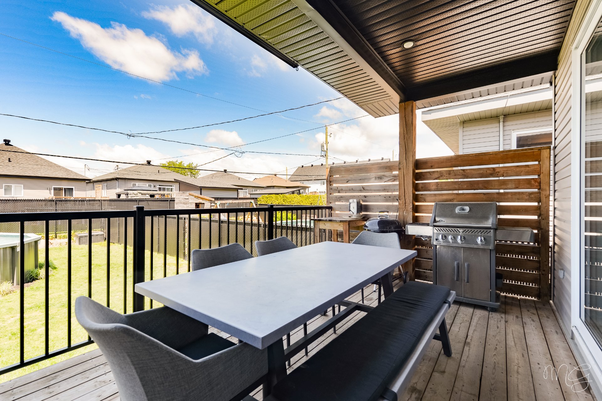 Photo - Balcony
