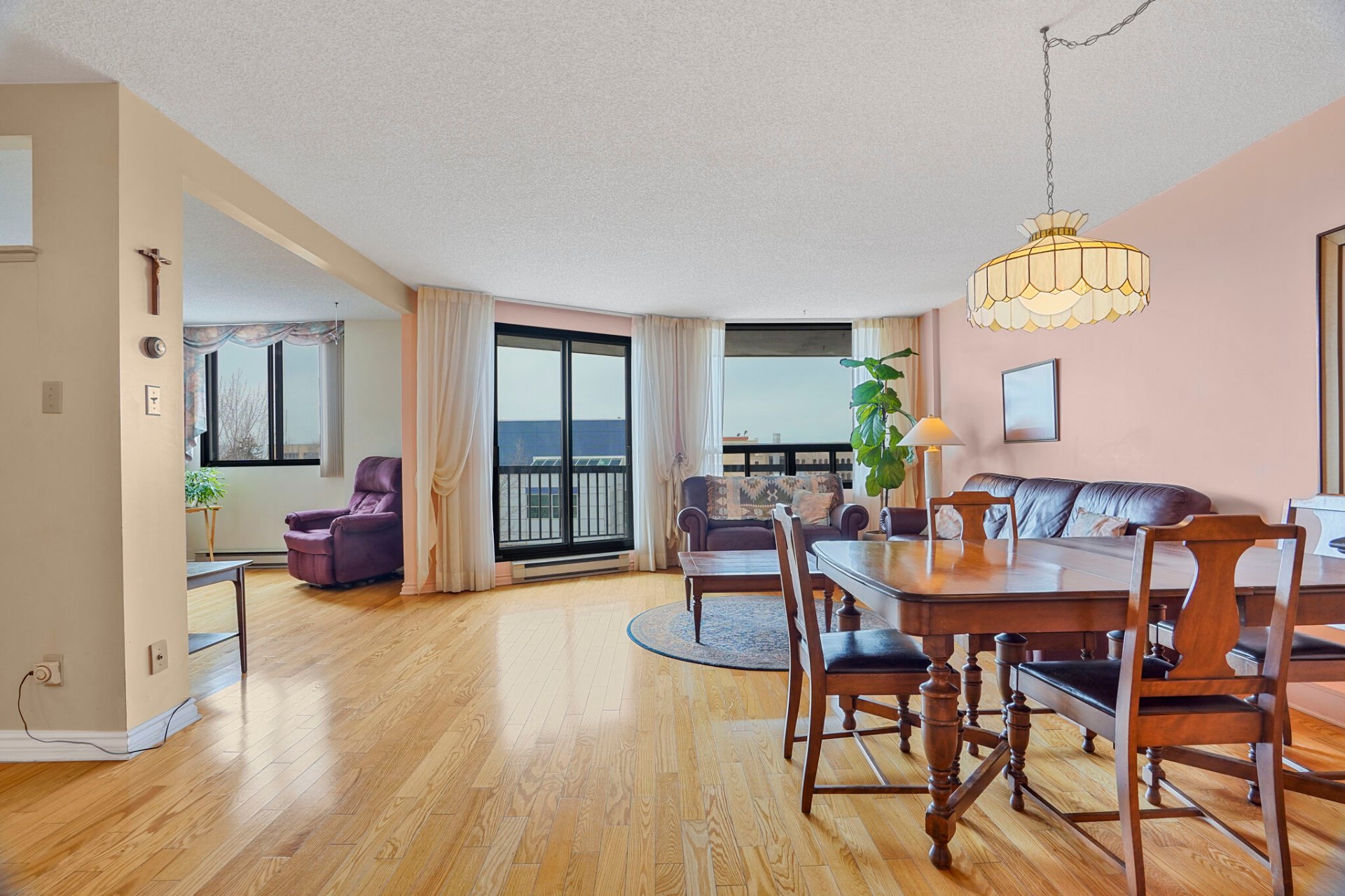 Photo - Dining room