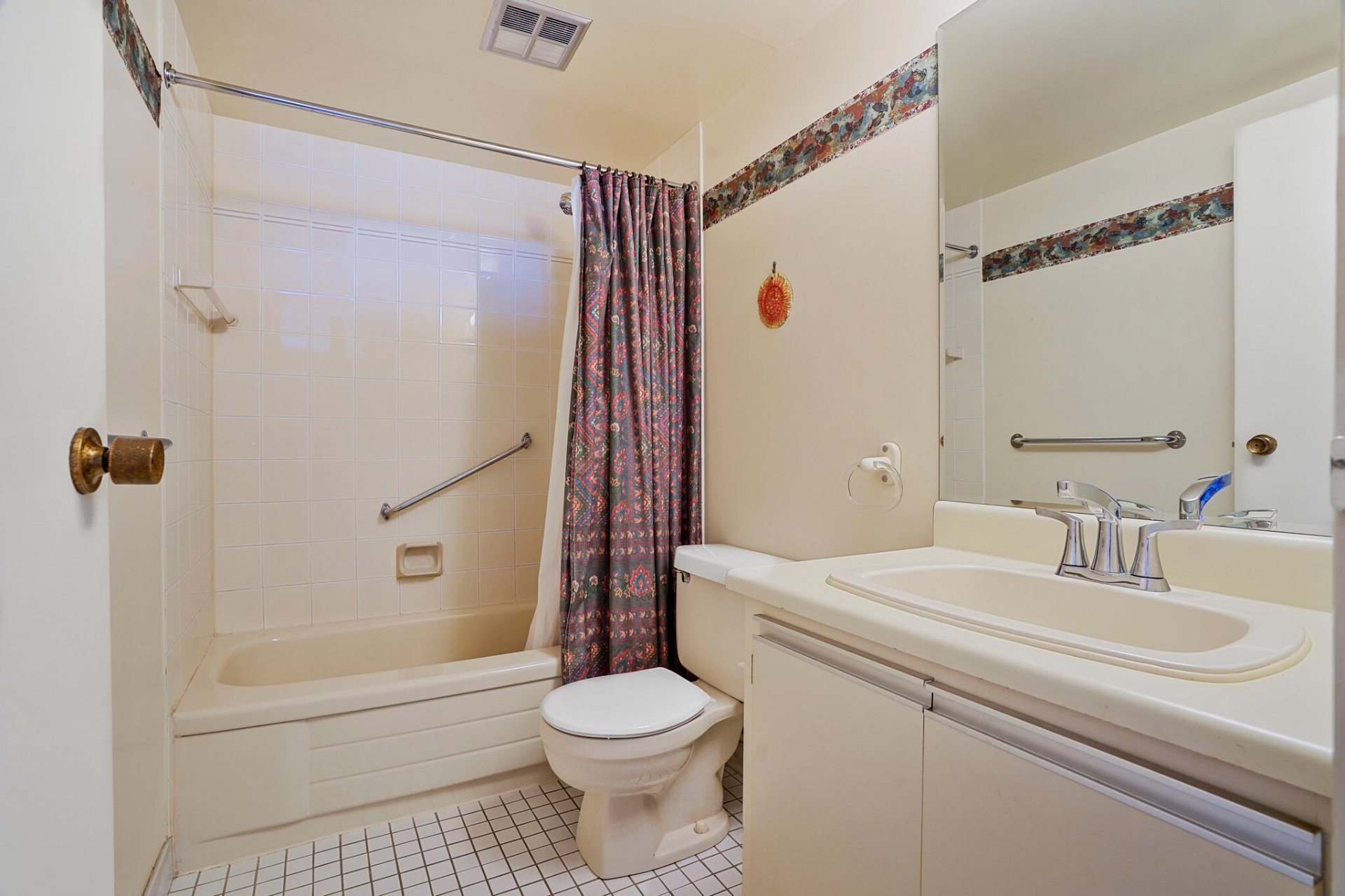 Photo - Bathroom