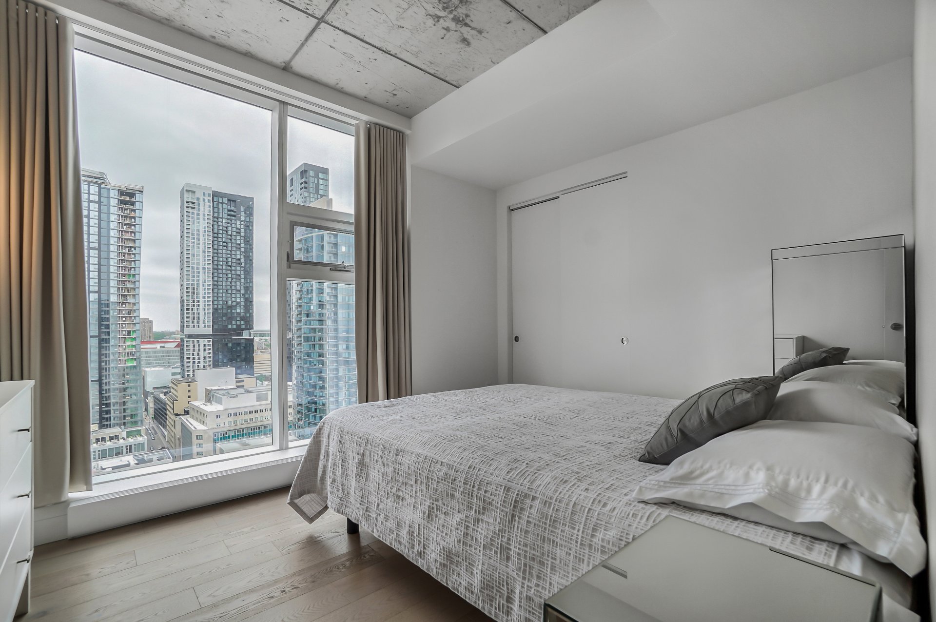 Chambre à coucher principale