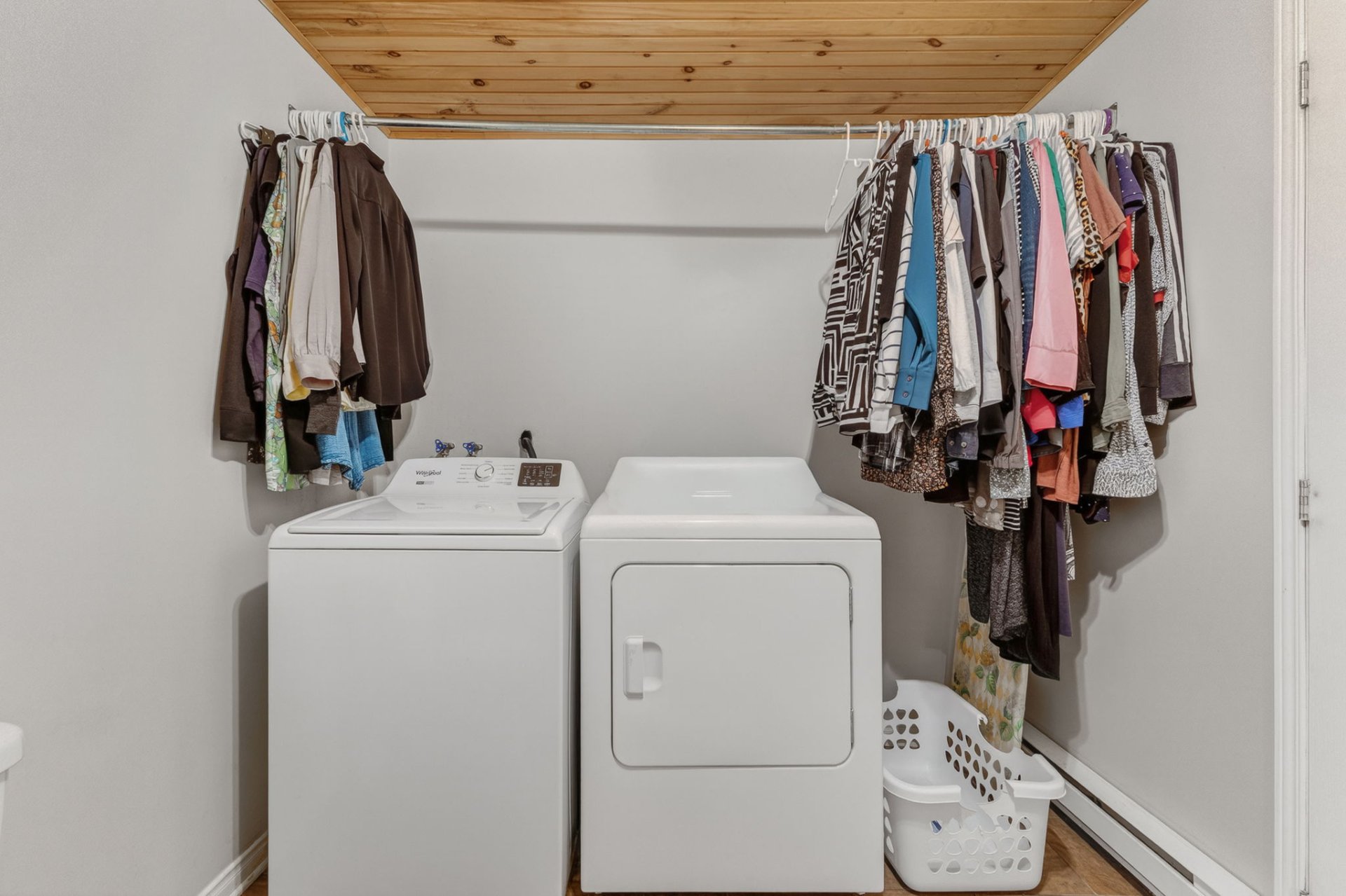 Photo - Laundry room