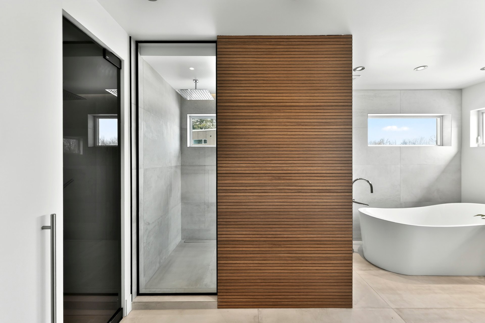 Photo - Salle de bains attenante à la CCP