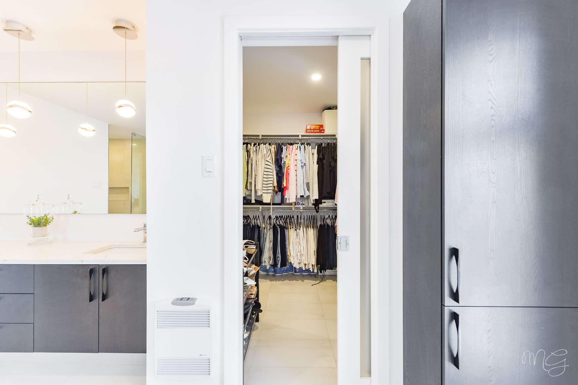 Photo - Salle de bains attenante à la CCP