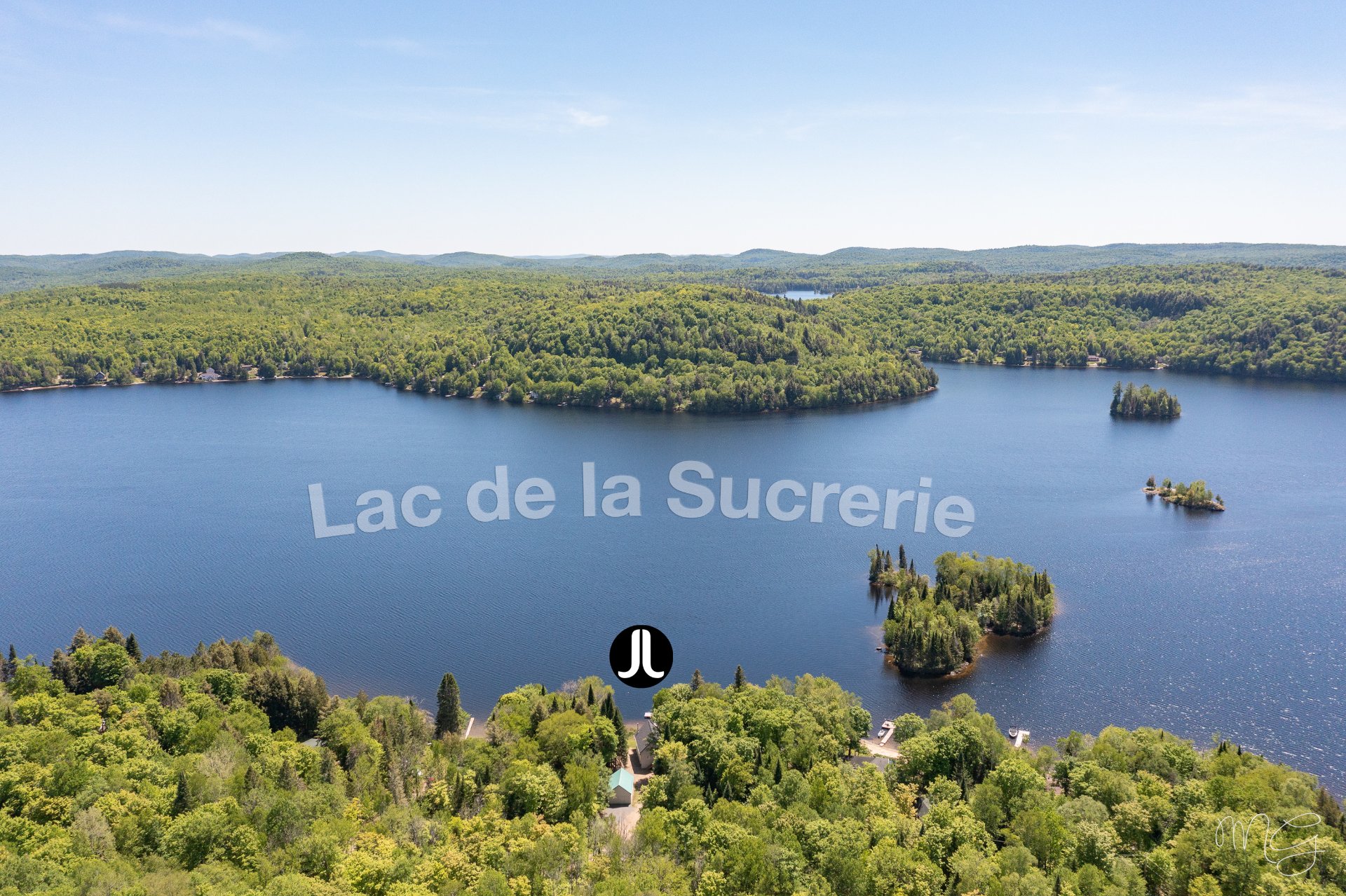 Photo - Vue sur l'eau