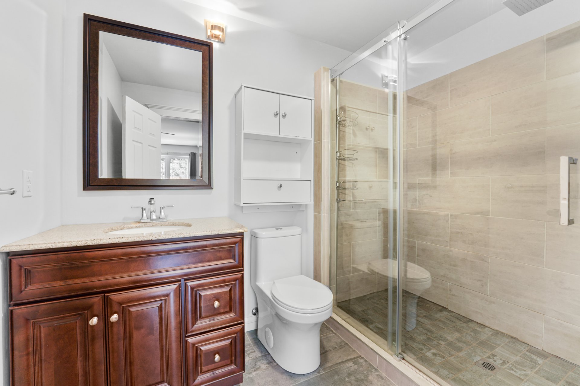 Salle de bains attenante à la CCP