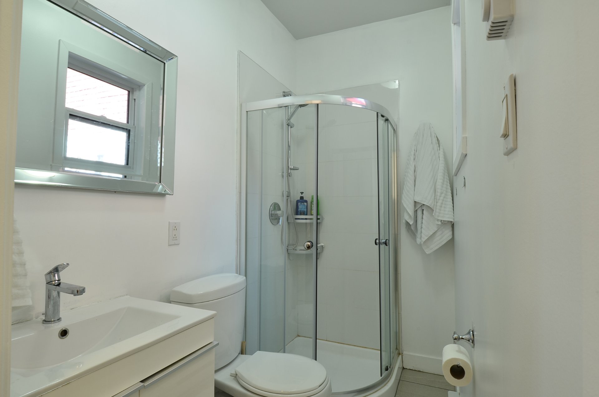 Salle de bains attenante à la CCP