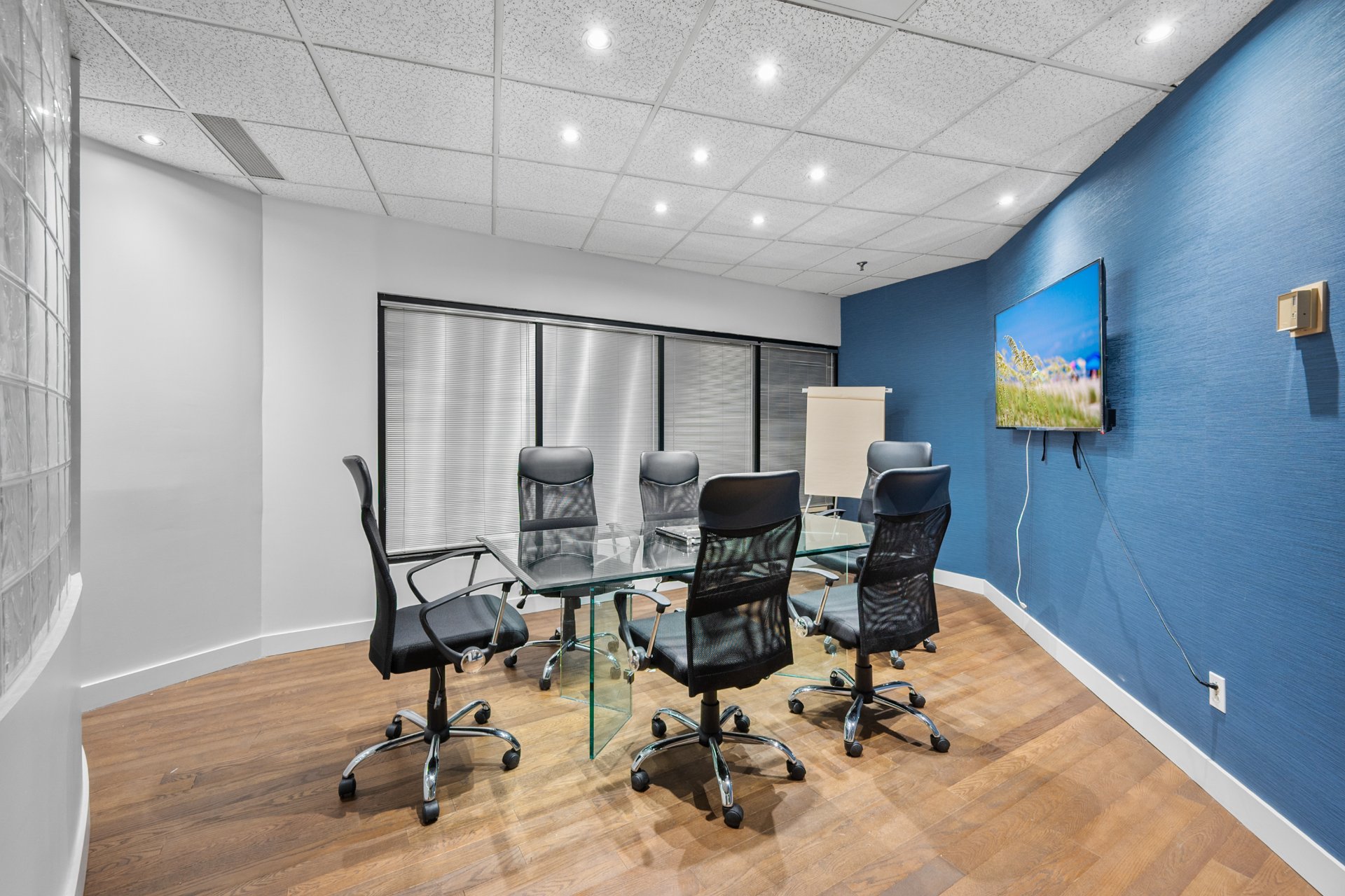 Photo - Conference room