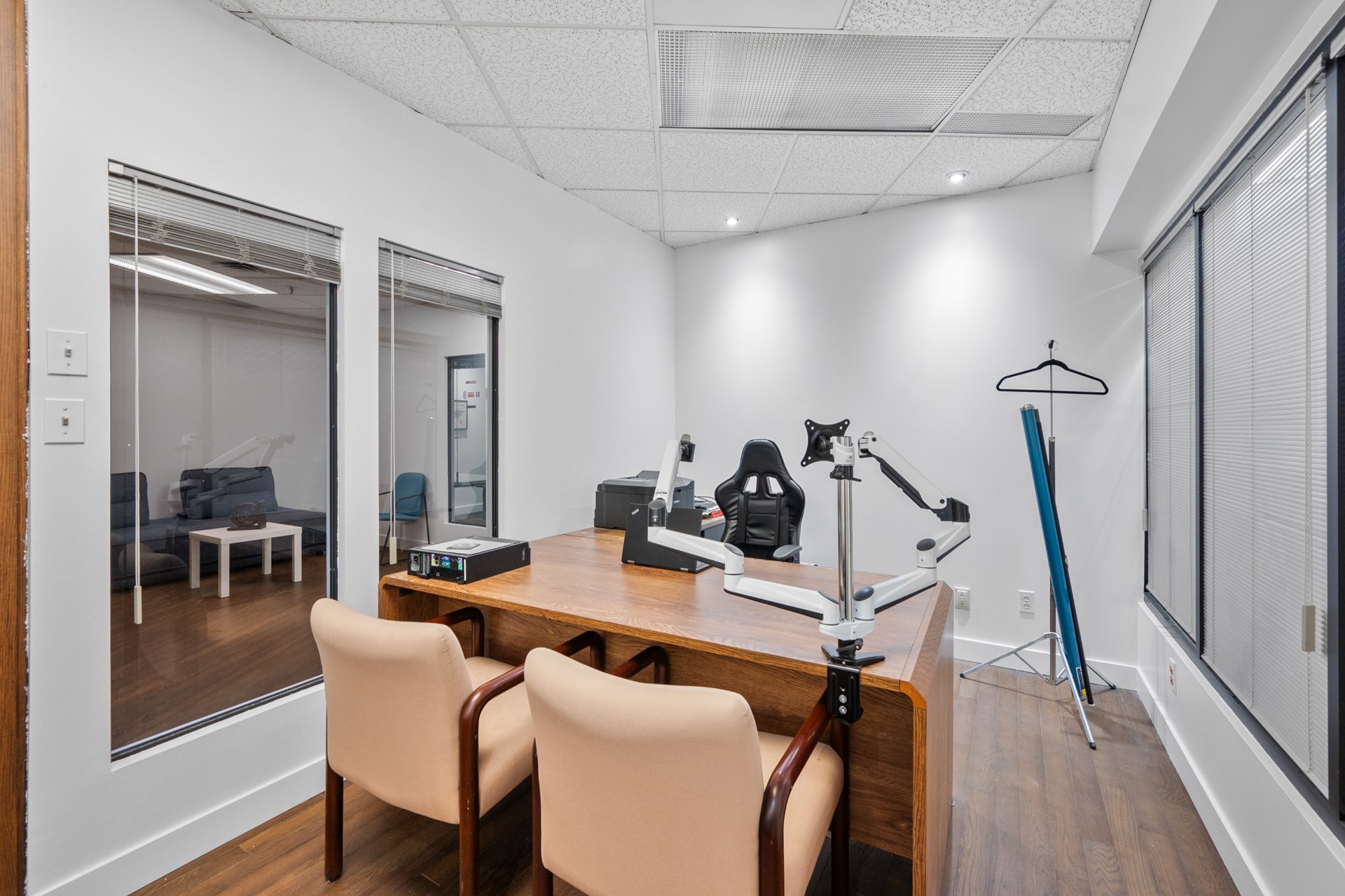 Photo - Office