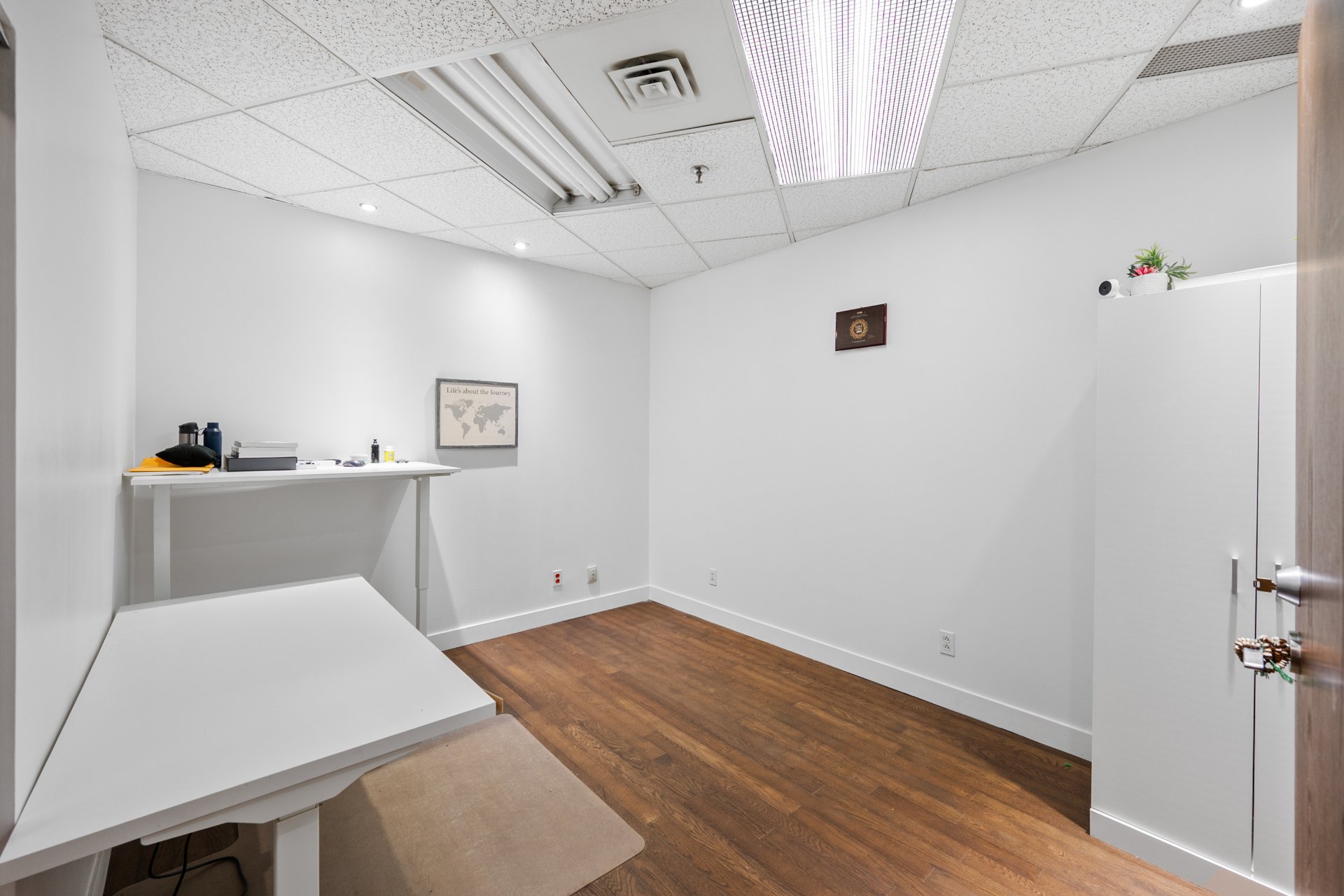 Photo - Office