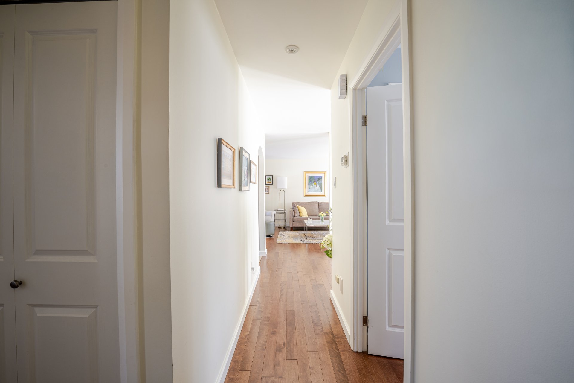 Photo - PASAGEWAY