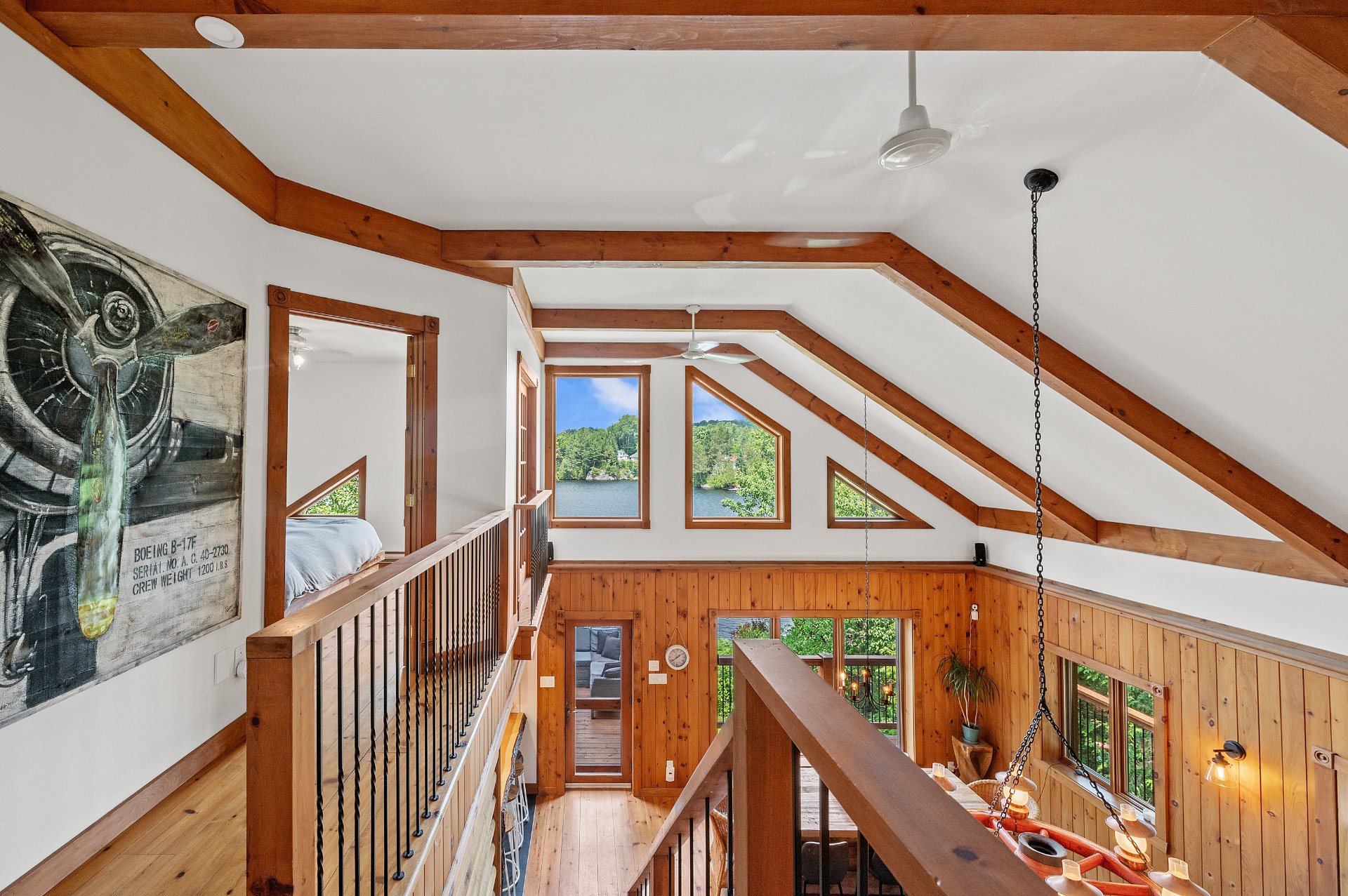 Photo - Mezzanine