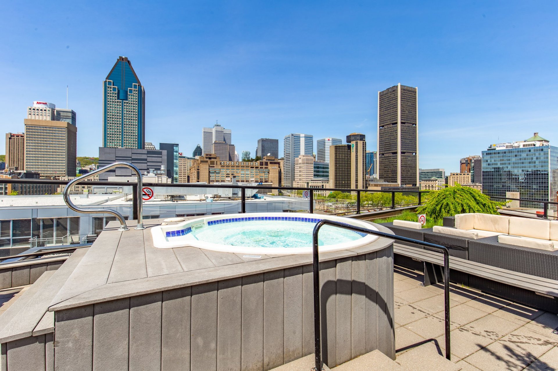 Hot tub