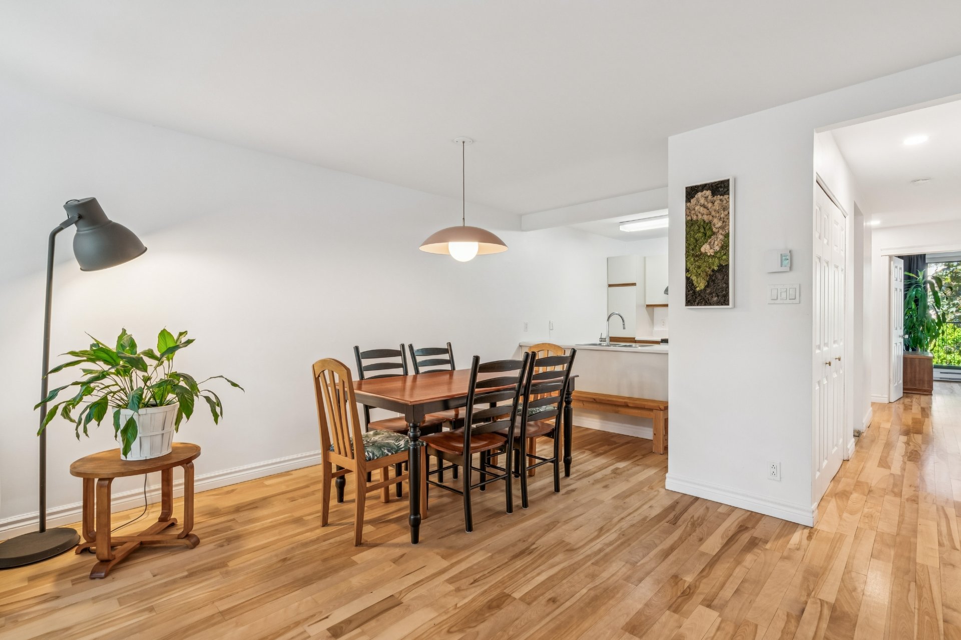 Photo - Salle à manger