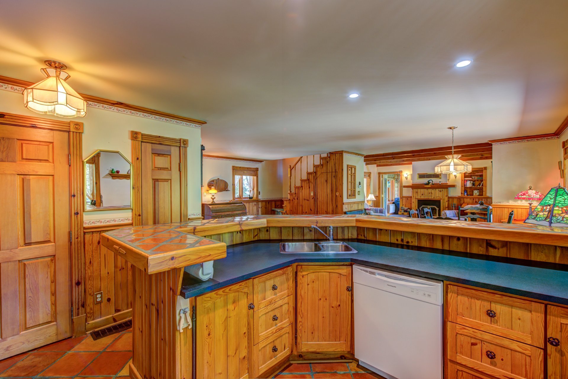 Photo - Kitchen