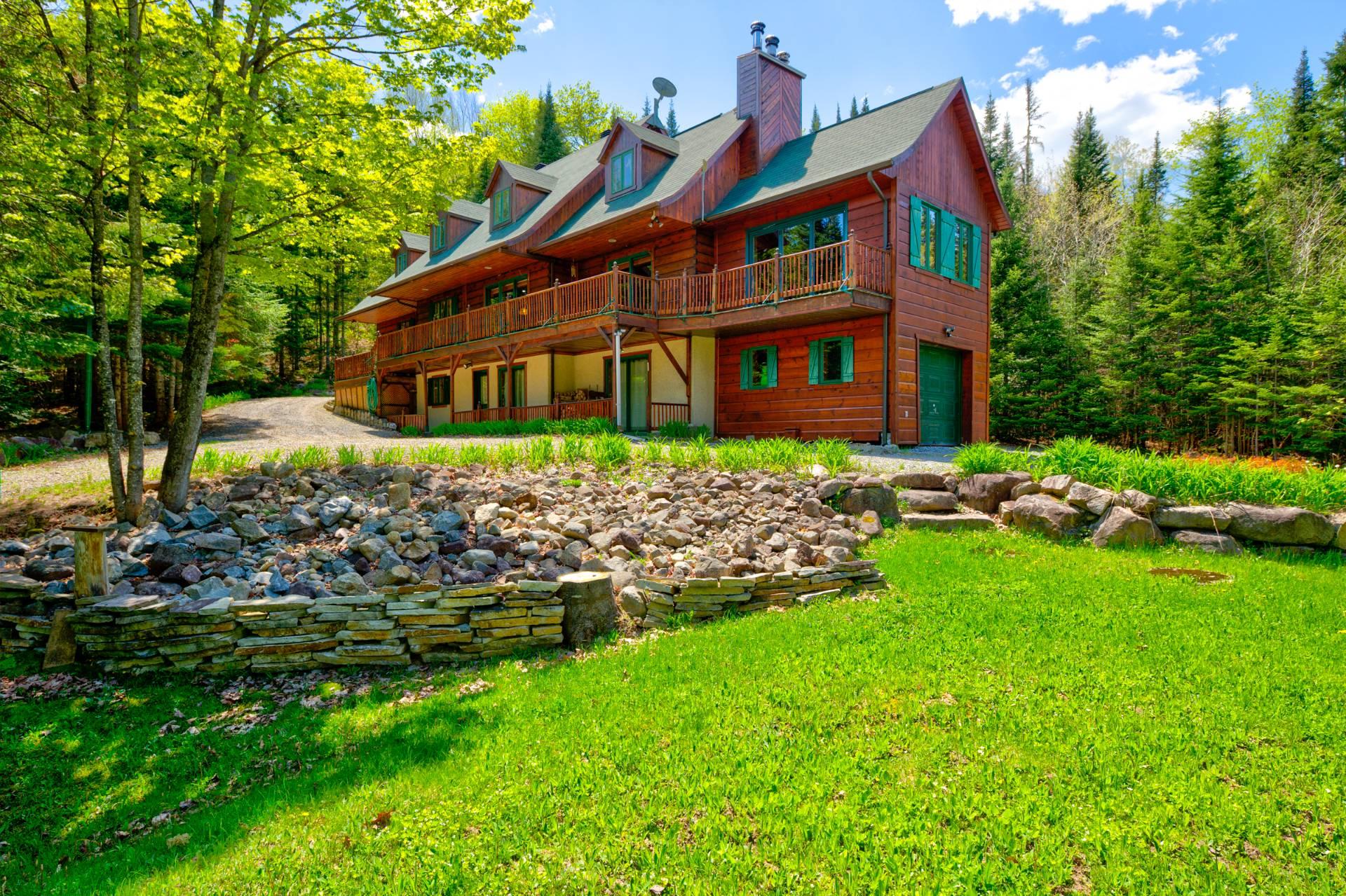 Photo - Exterior