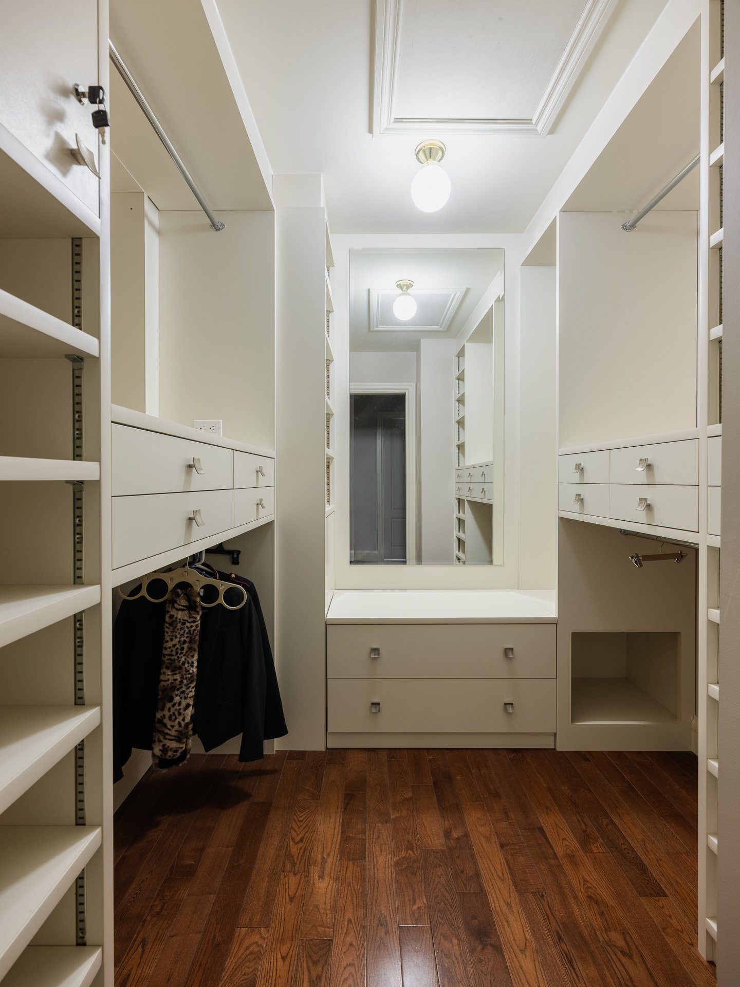 Photo - Penderie (Walk-in)