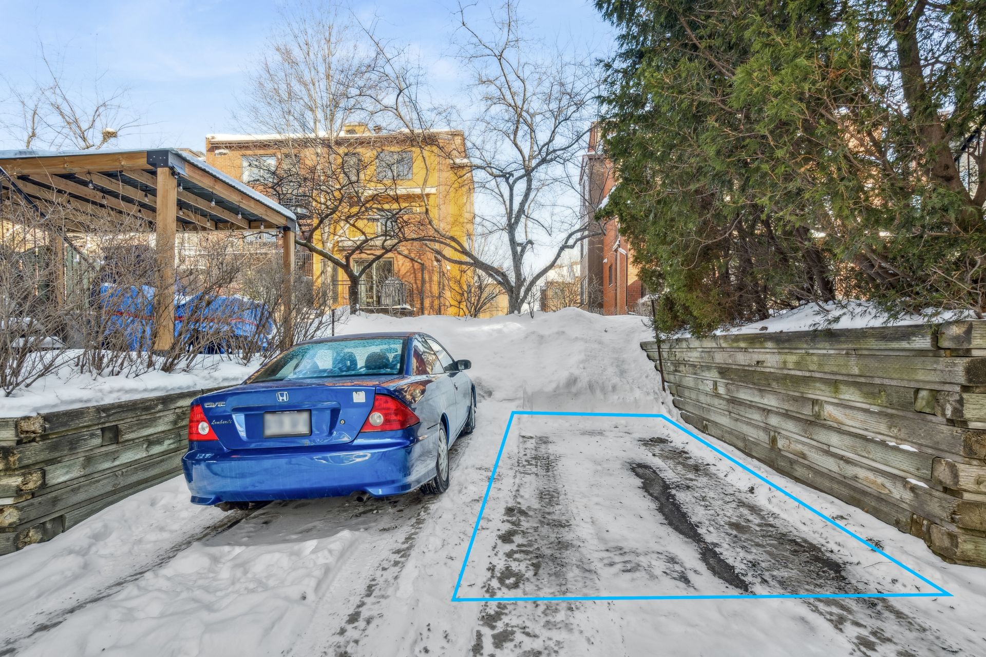 Photo - Stationnement