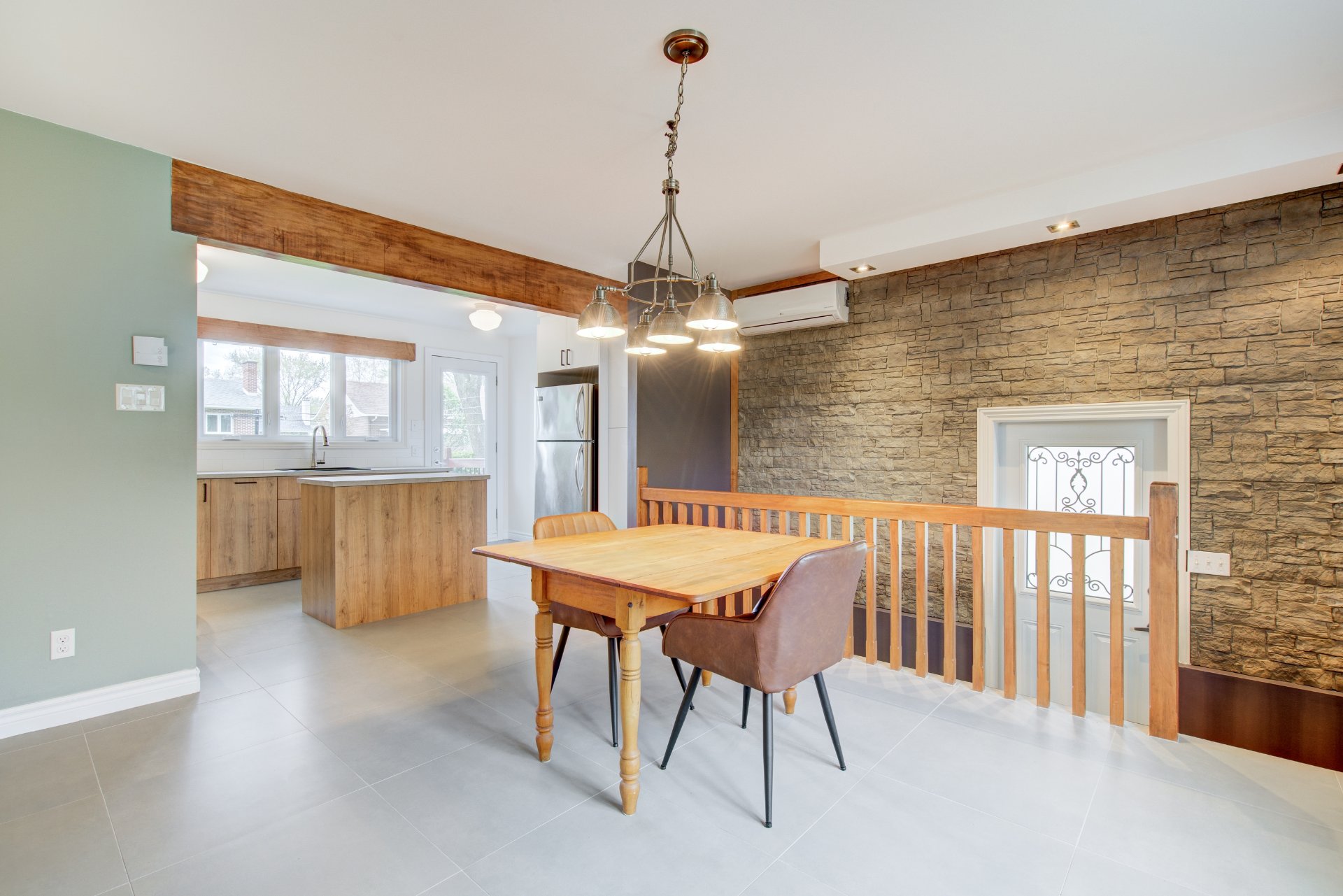 Photo - Salle à manger
