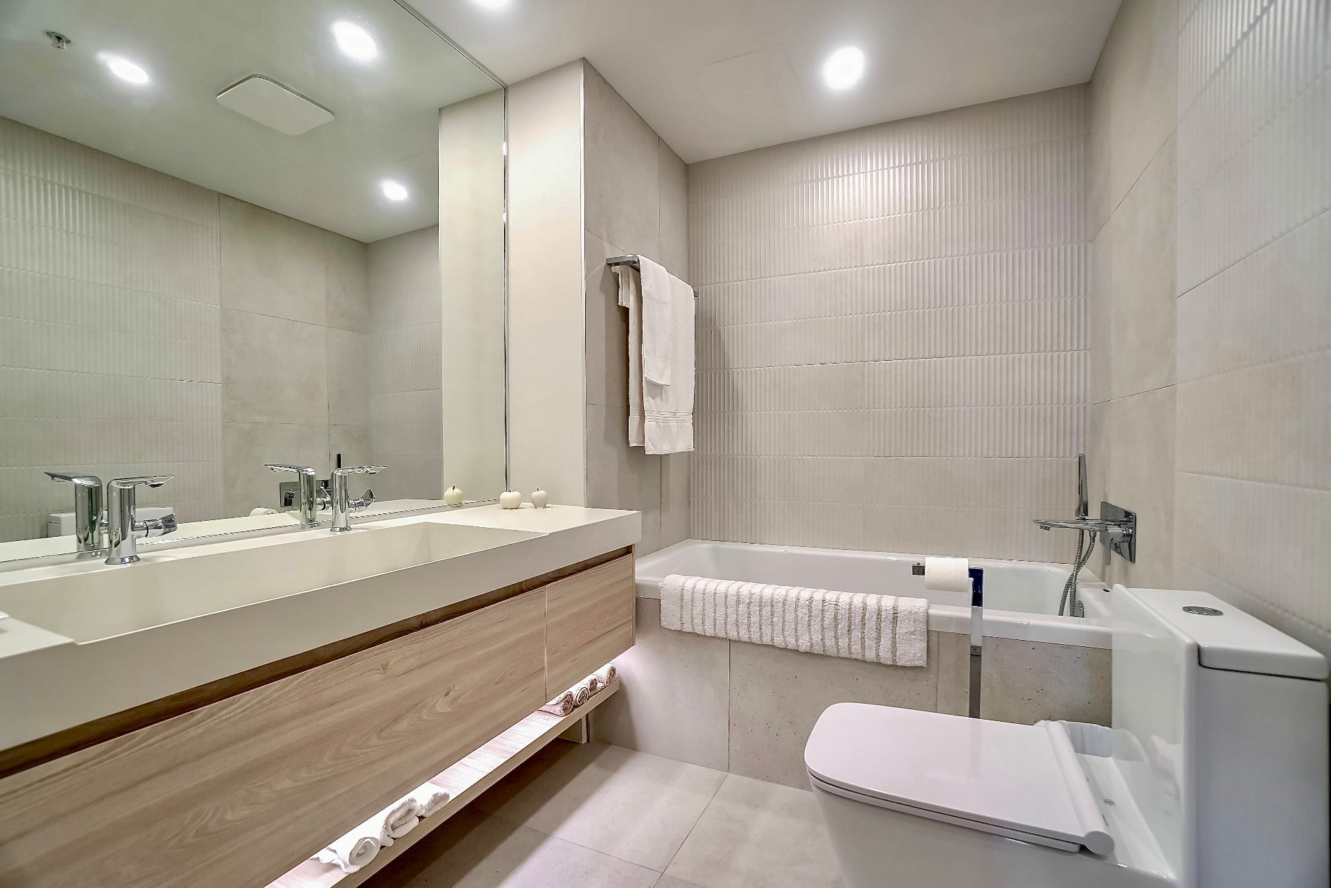 Ensuite bathroom