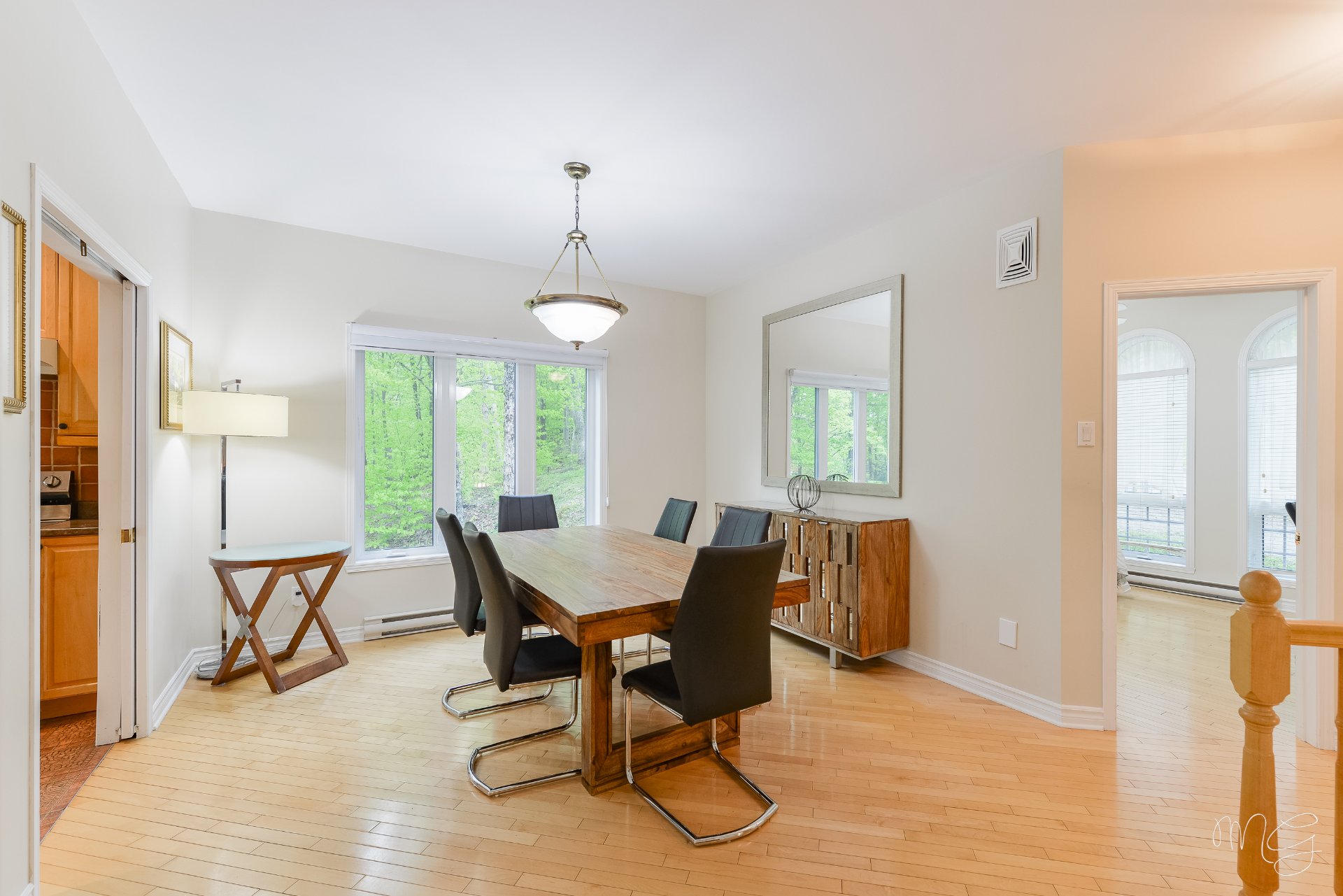 Photo - Salle à manger