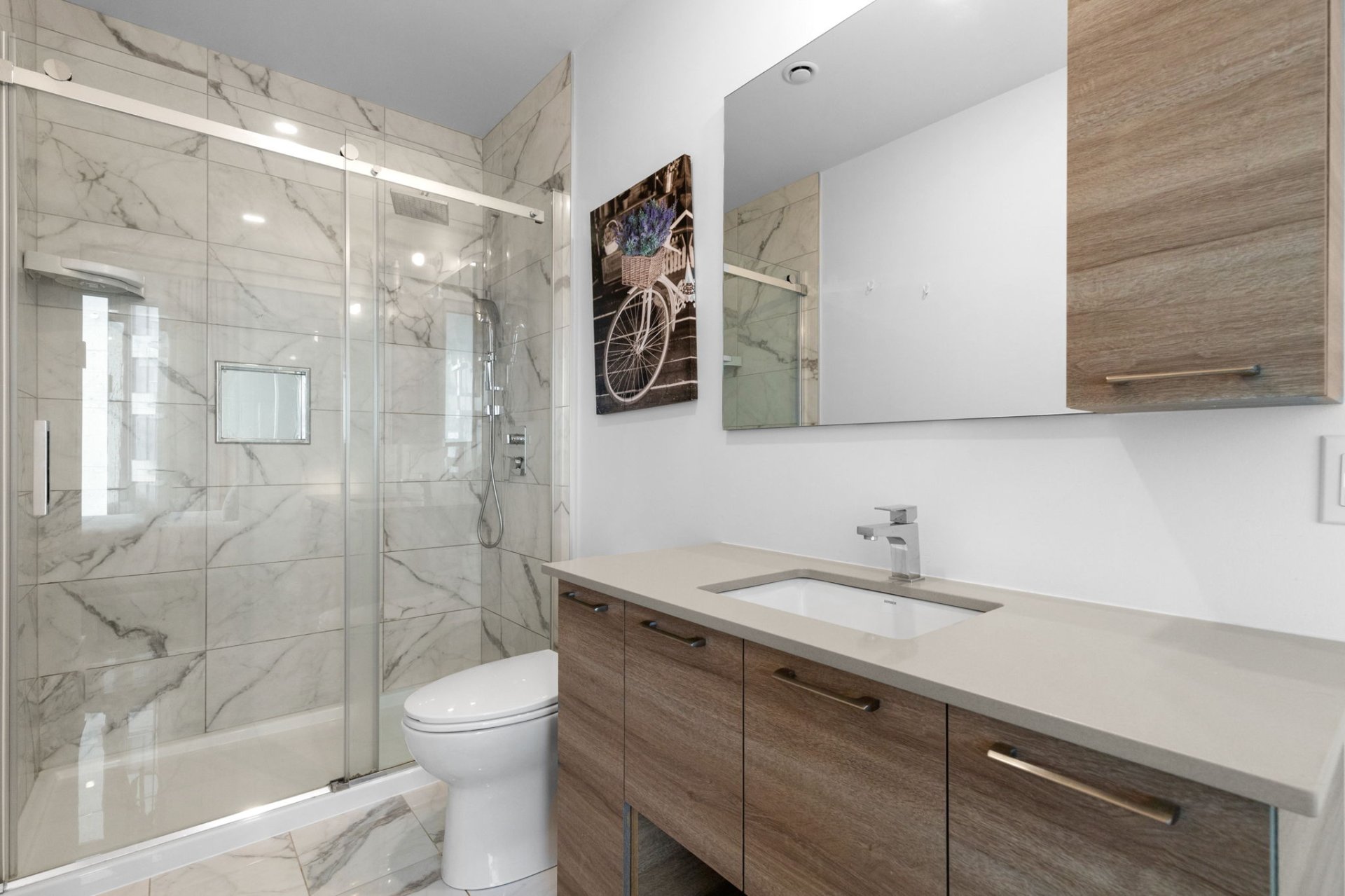Ensuite bathroom