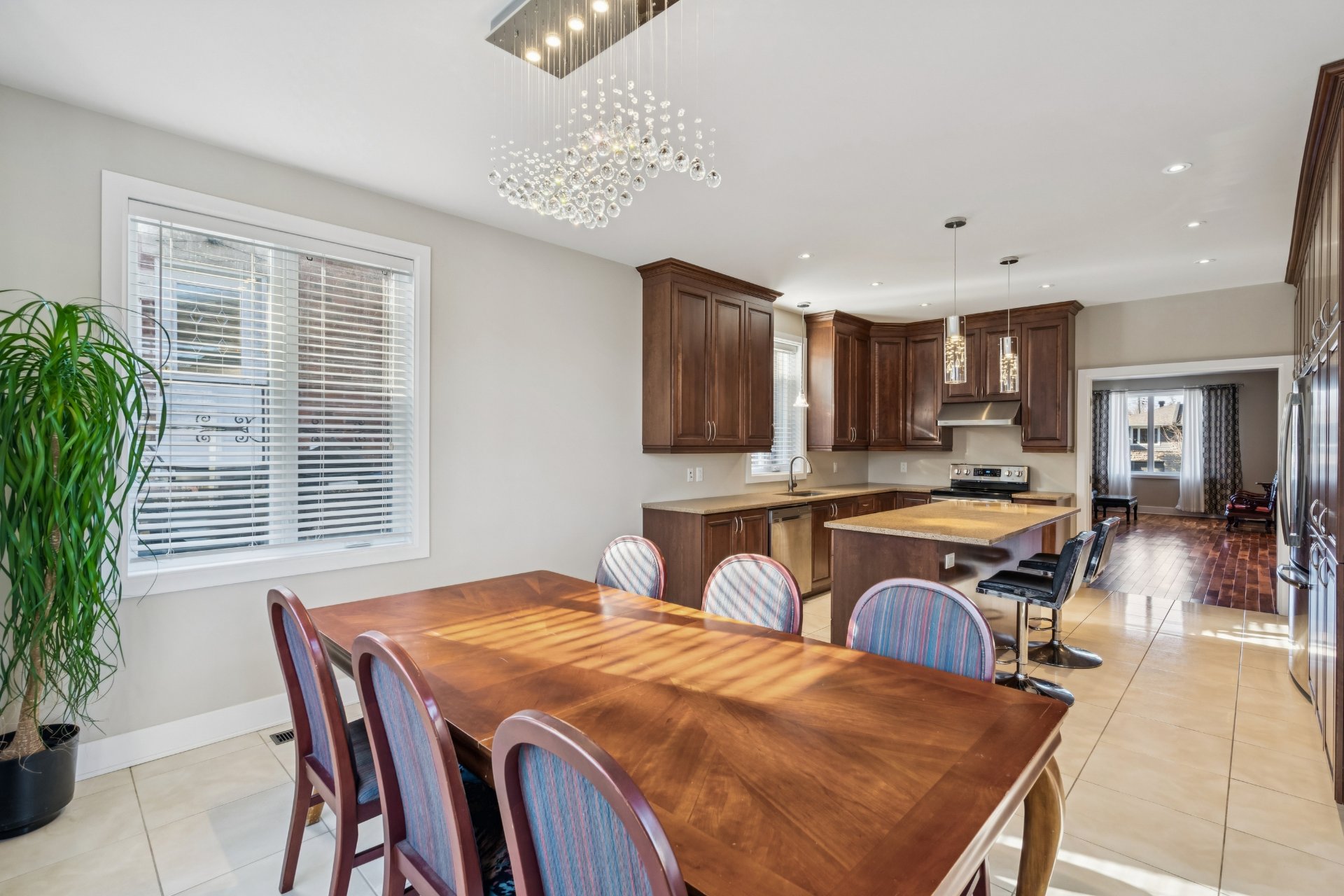 Photo - Salle à manger