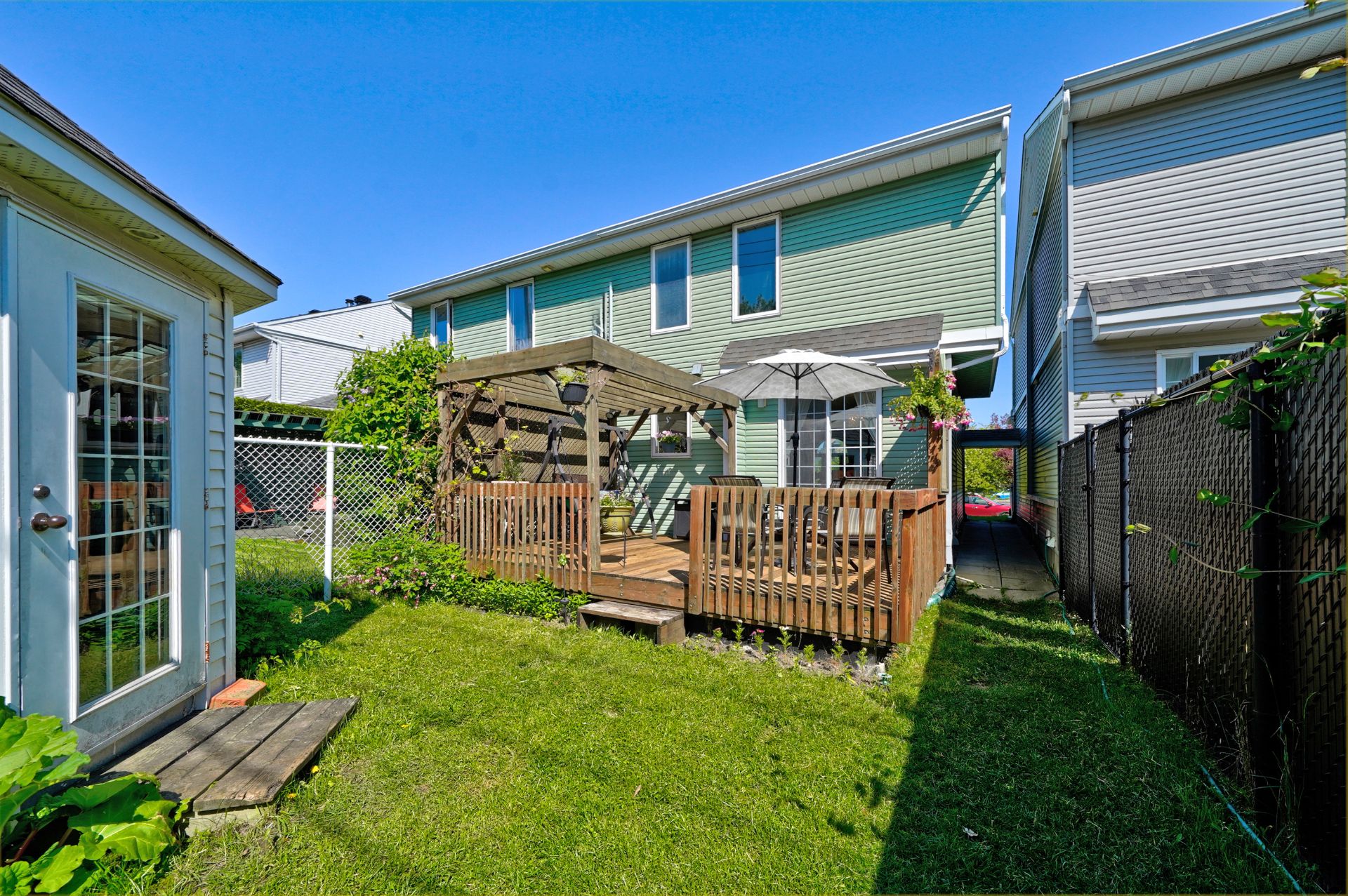 Photo - Backyard