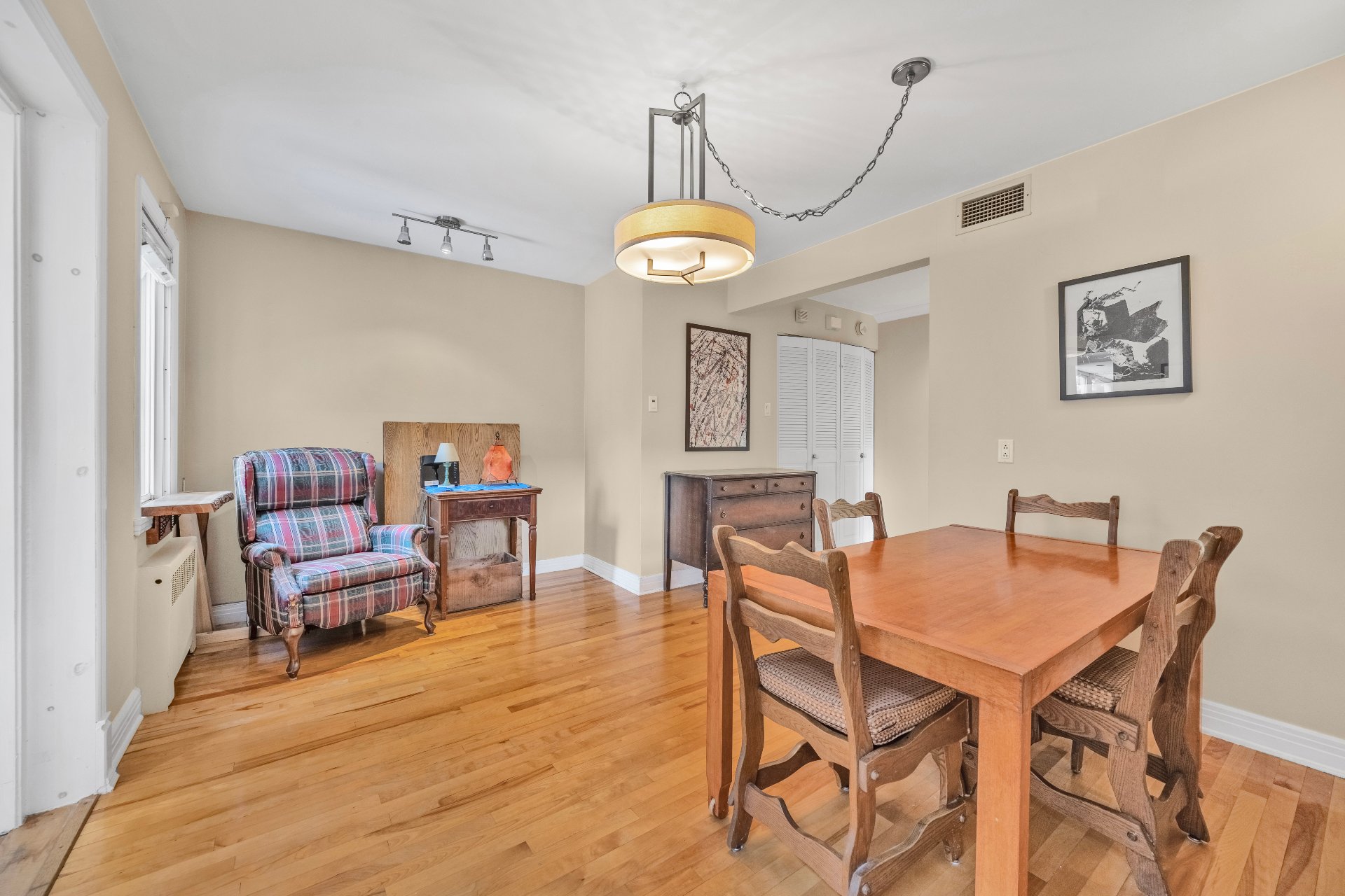 Photo - Salle à manger