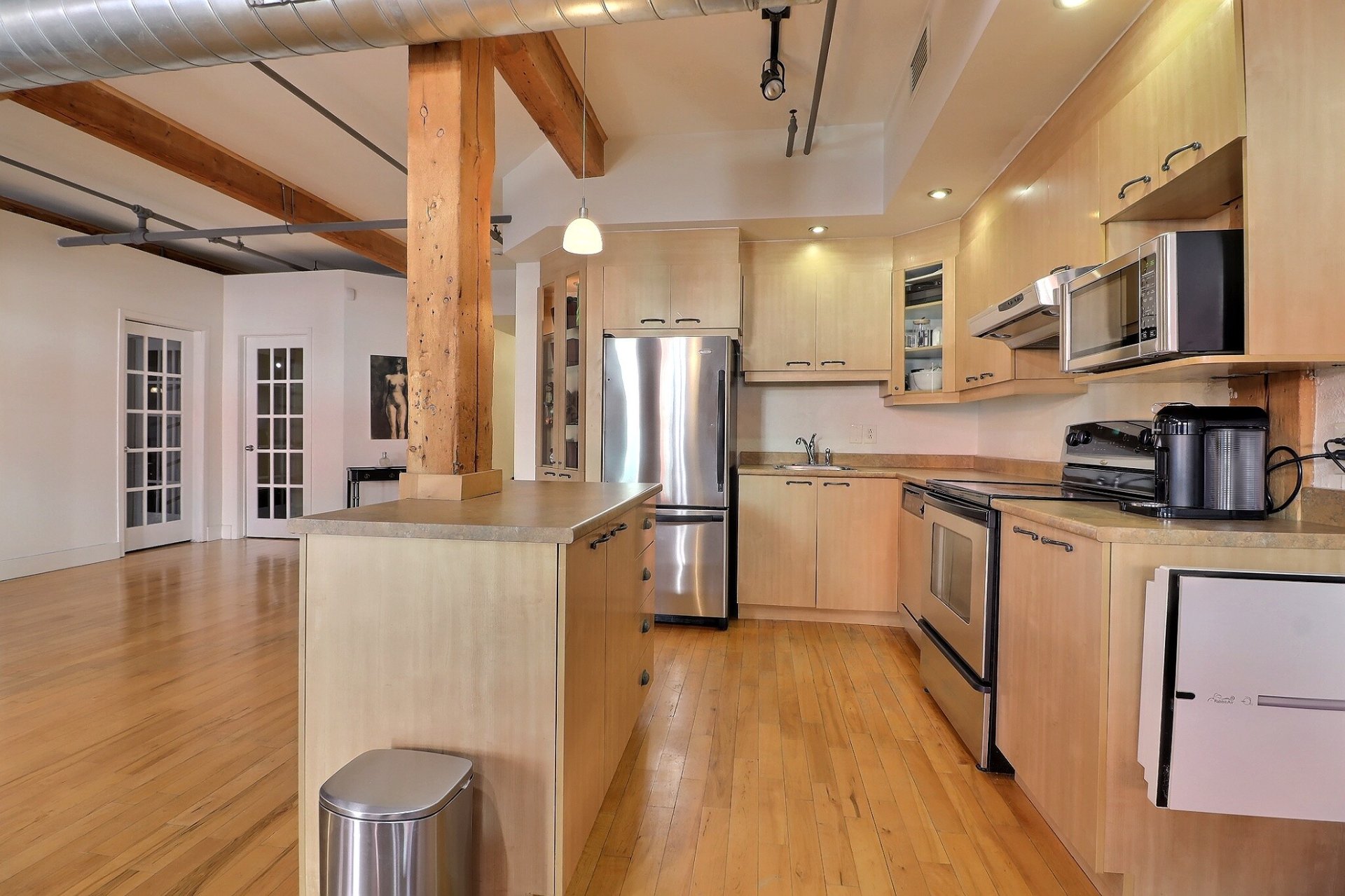 Photo - Kitchen