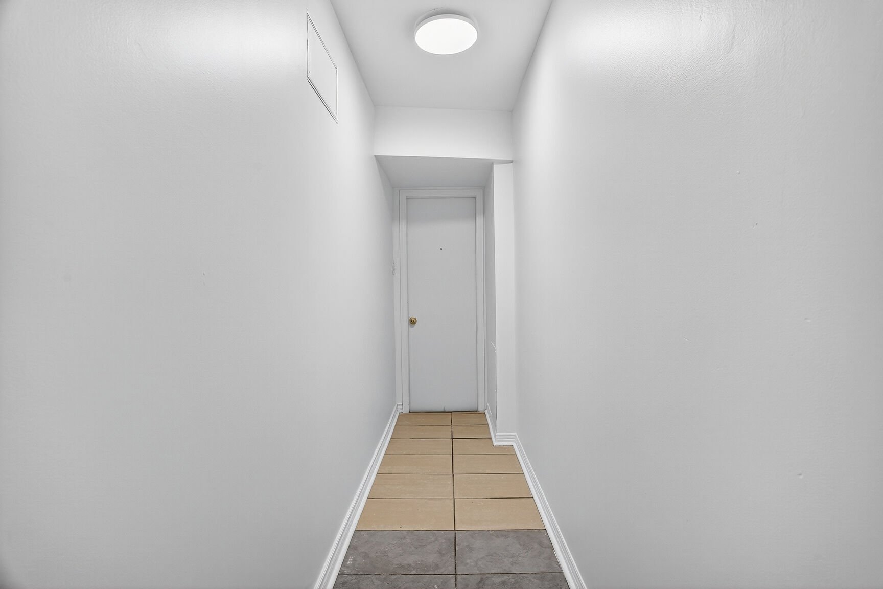 Photo - PASAGEWAY