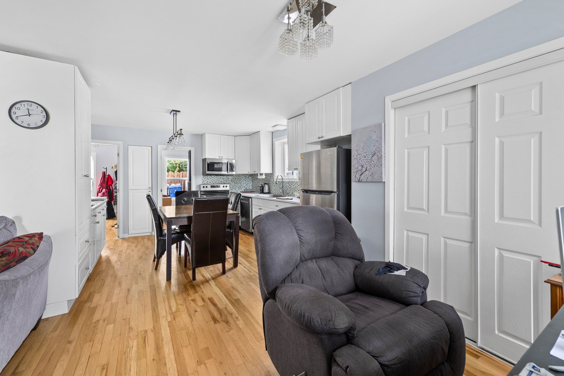 Photo - Overall View