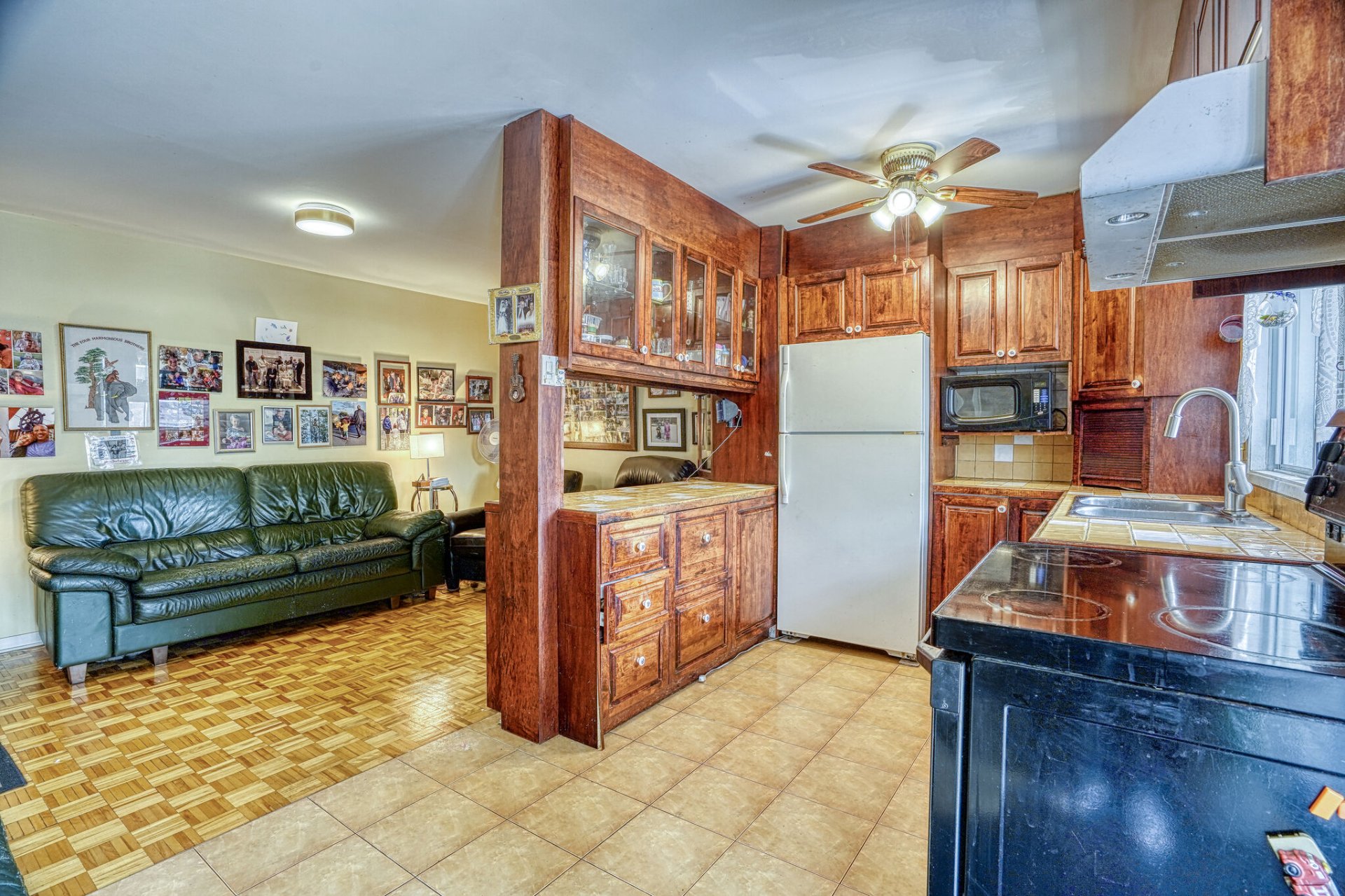 Photo - Kitchen