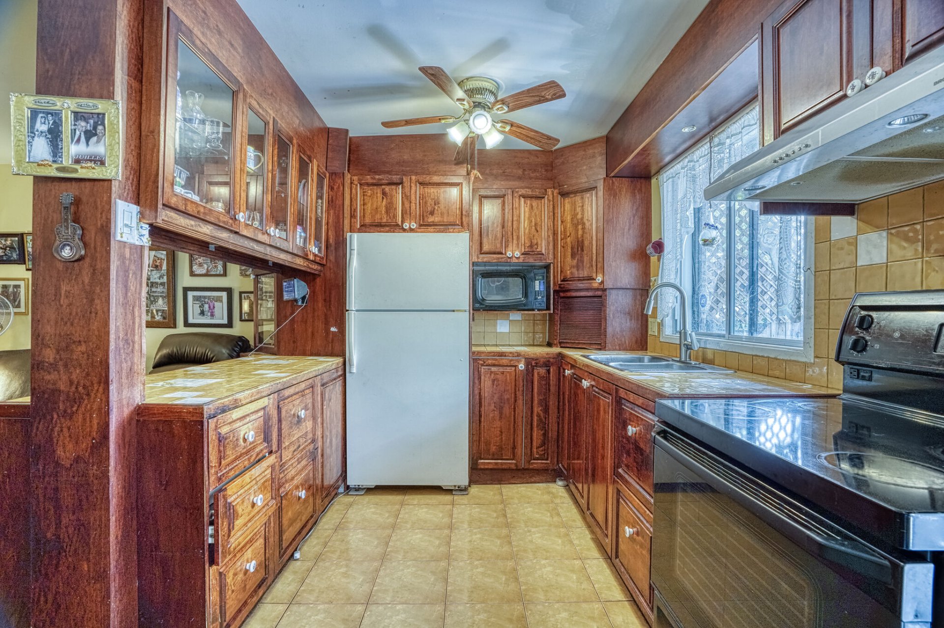 Photo - Kitchen