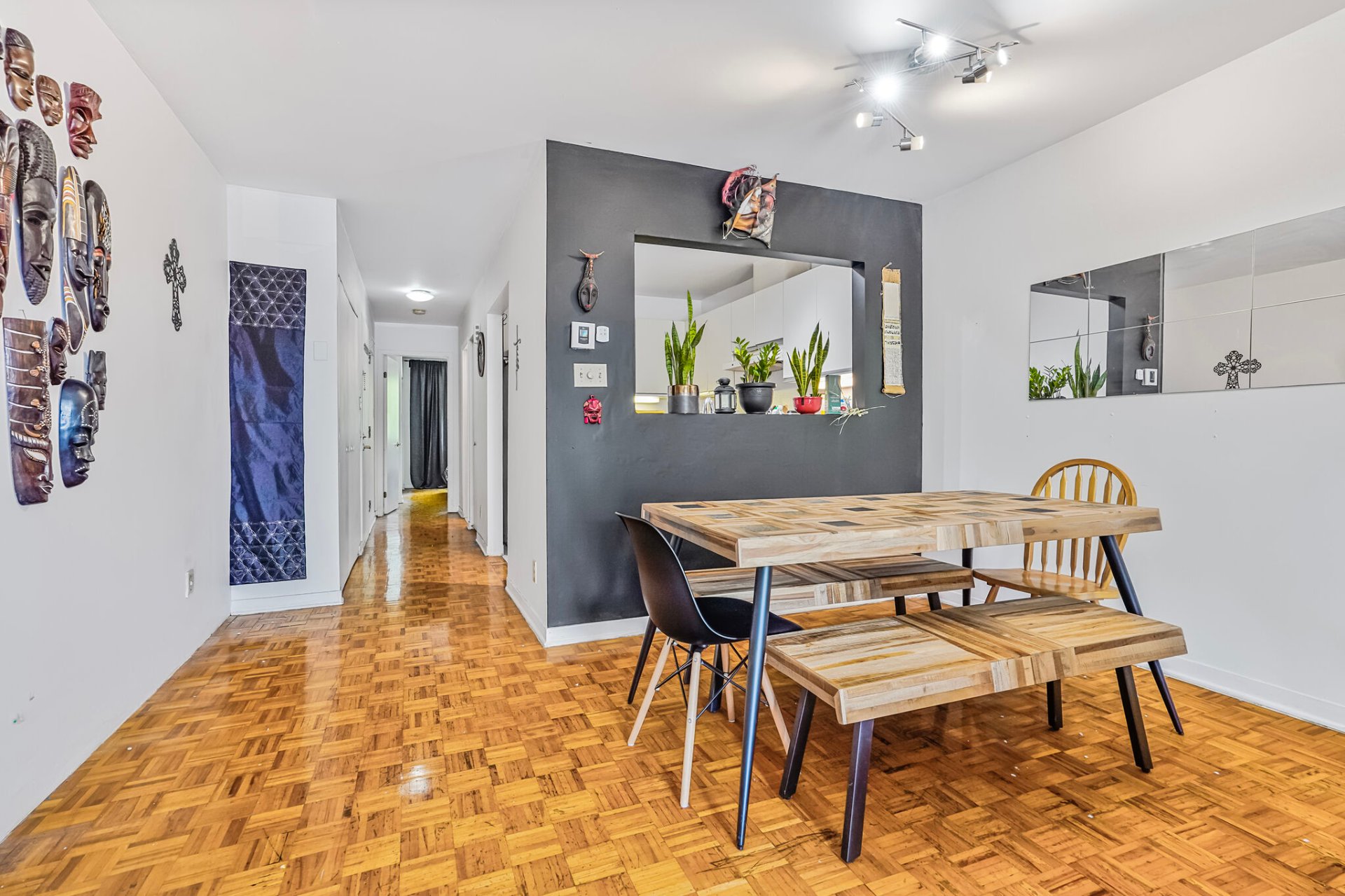 Photo - Dining room