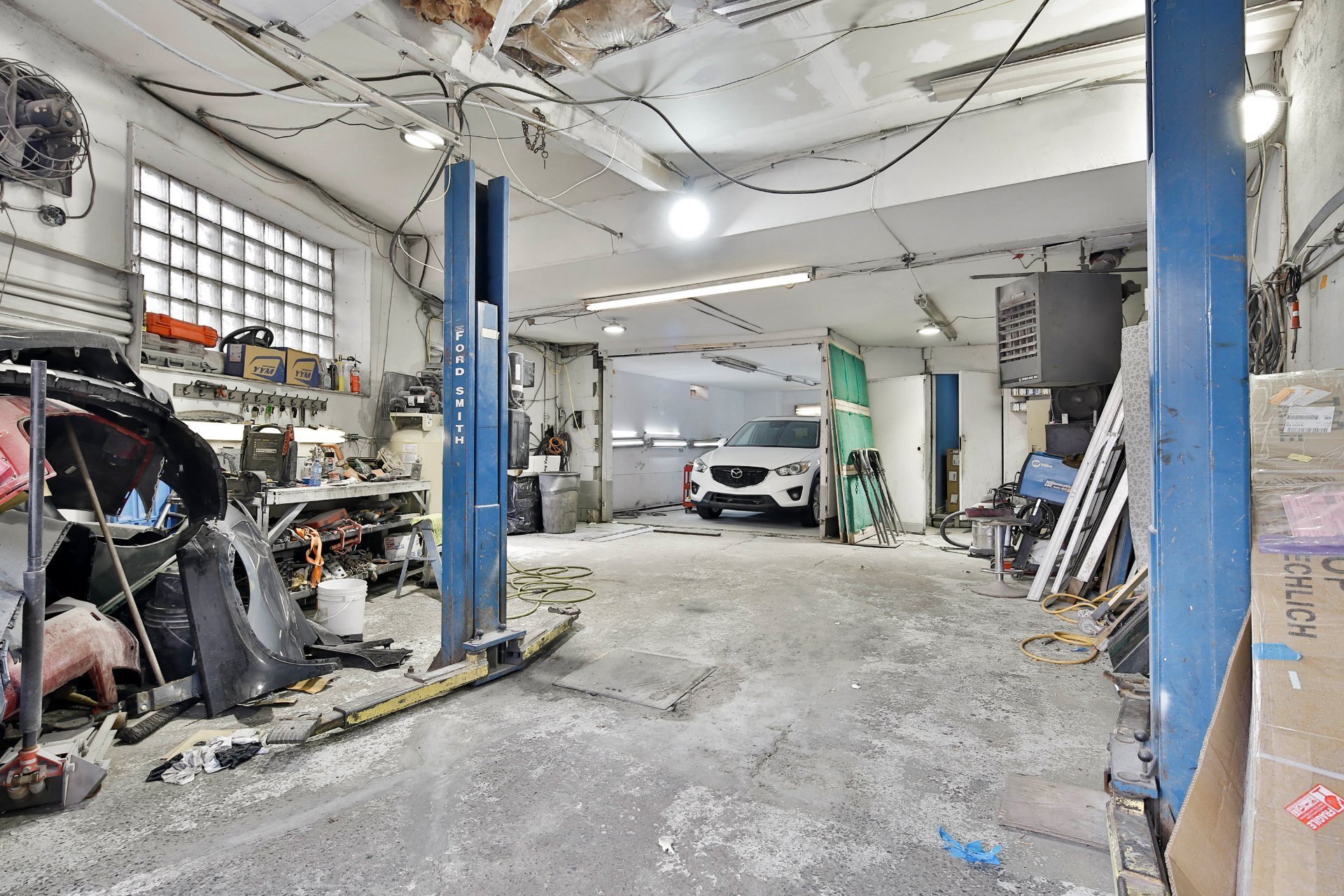 Garage
