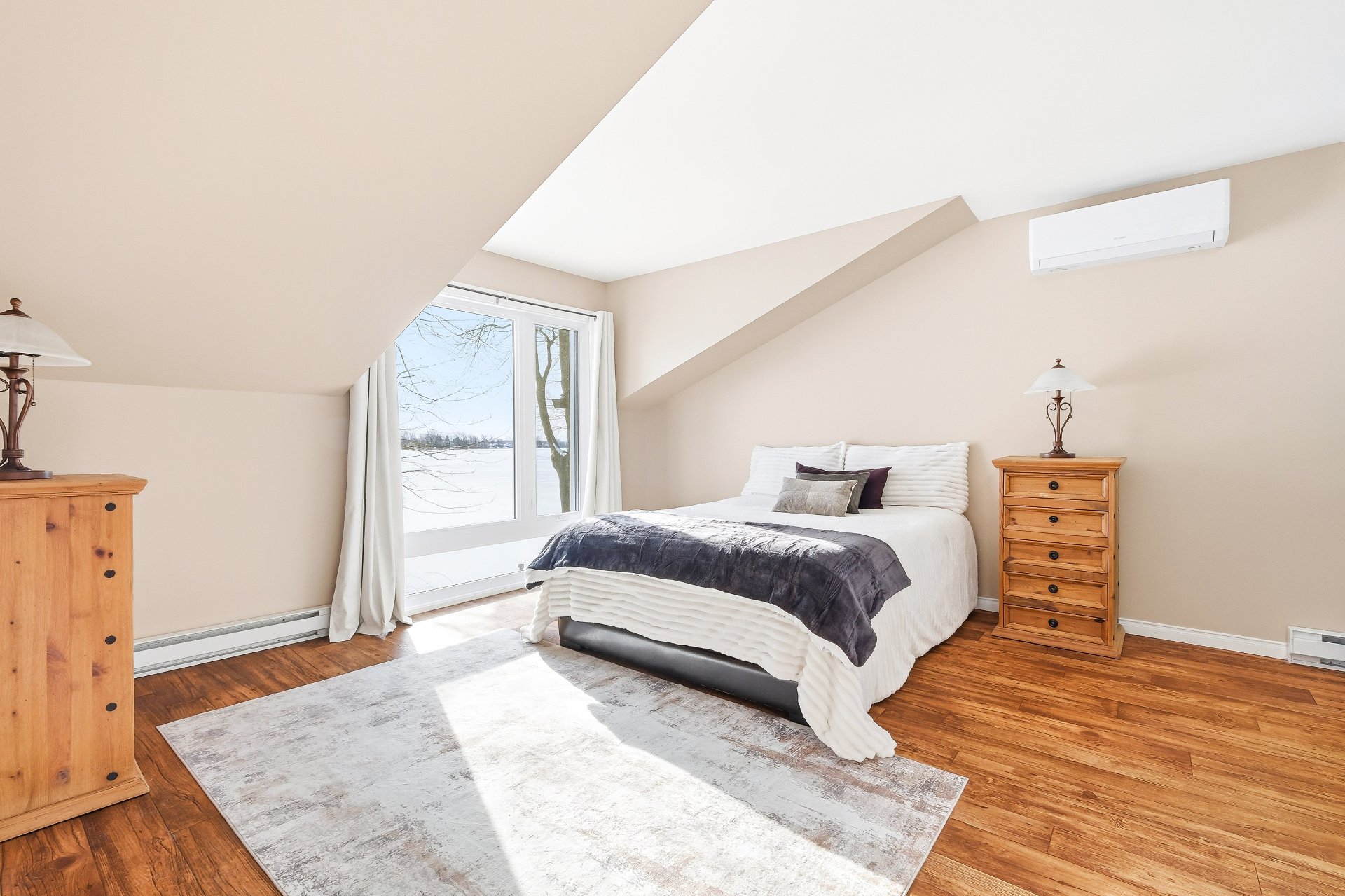 Chambre à coucher principale