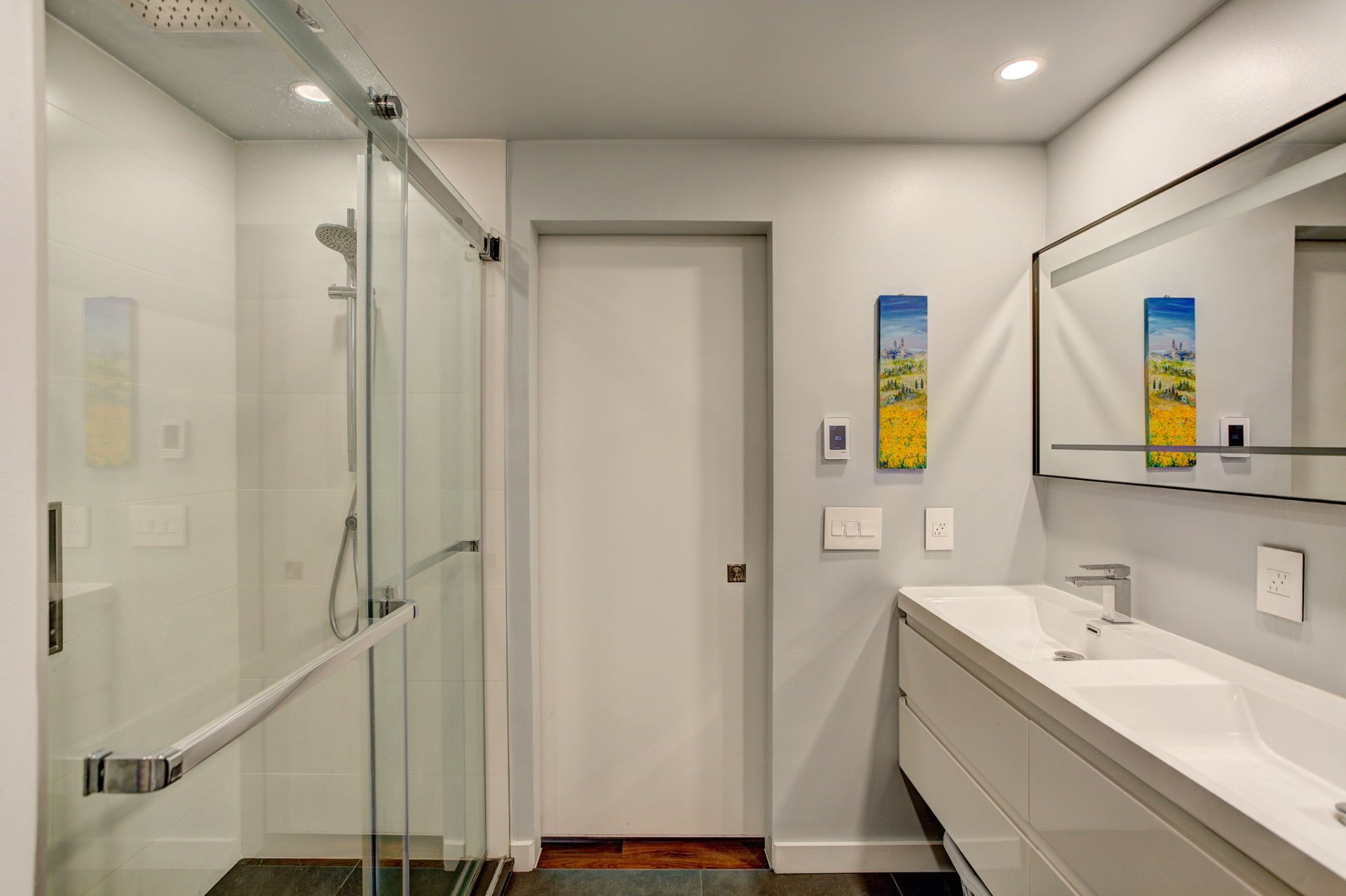 Ensuite bathroom