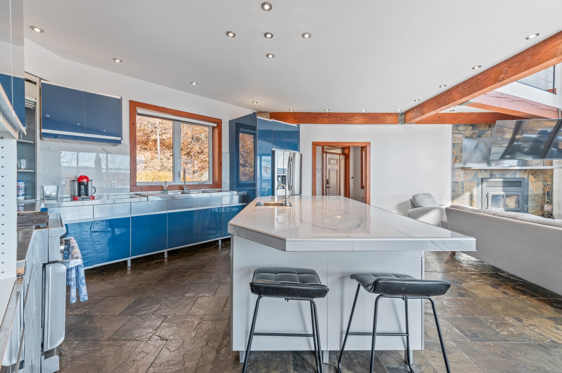 Photo - Kitchen