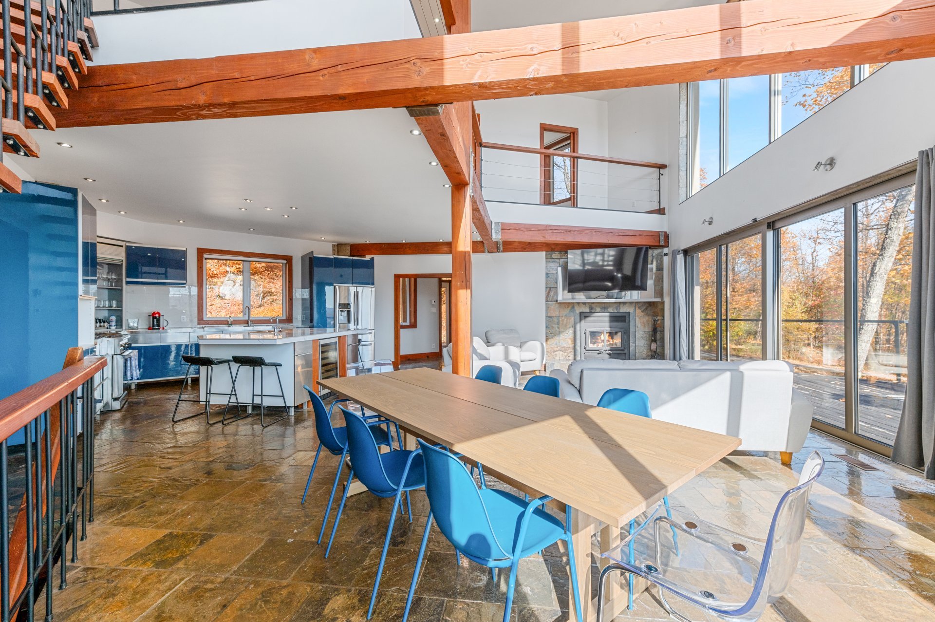 Photo - Dining room
