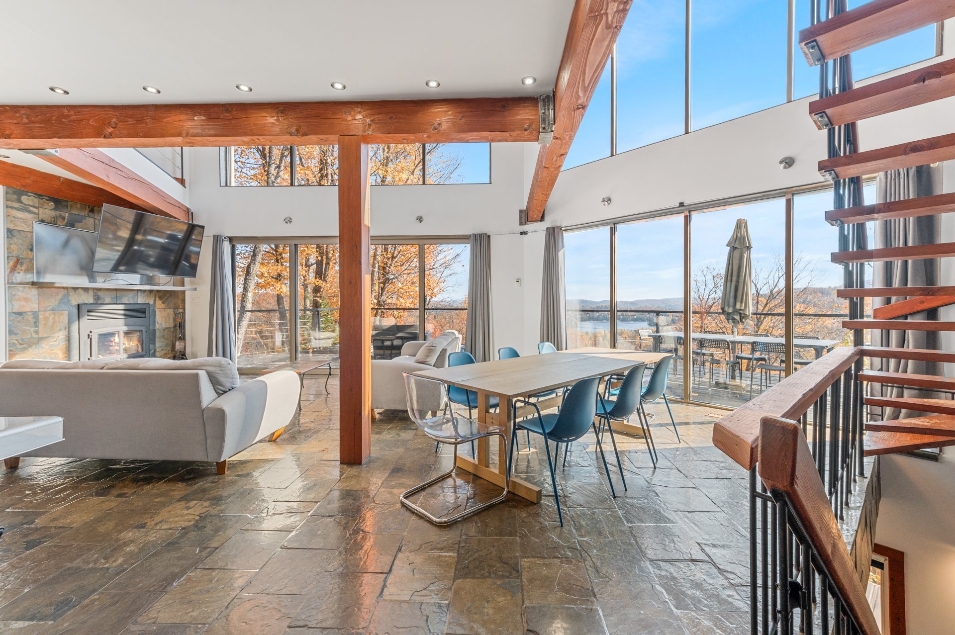 Photo - Dining room